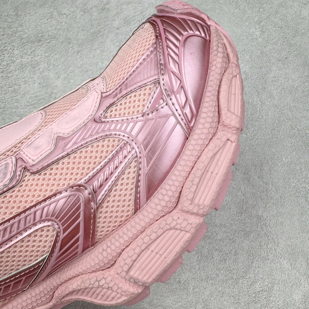 图片[19]-＃VG零售版 BALENCIAGA 3XL Sneakers 巴黎世家十代网布系带一脚蹬低帮走秀复古老爹鞋 全套原纸板楦头开发 最原汁原味的灵魂版型 全鞋荧光划线卡点 胶水把控整洁度追求极致完美 每一双都是工艺品 多重QC质检 超越公司货的品控标准 实实在在的免检产品 原盒原配 正确字体电绣 粗细、位置、大小正确 侧边TPU 透气孔匹配意产原版 正确分离大底 TPU软底 原版一致大底LOGO 立体感十足 原厂皮料水洗做旧 采购原厂网纱 不含皮革 网布材料和聚氨酯 磨损效果 鞋头边缘和后帮 Balenciaga 徽标 鞋面和后跟凸印尺码 鞋舌 3XL 橡胶品牌标识和反光细节 鞋帮拉袢和鞋舌拉祥 配反光细节 备用鞋带在鞋履前侧 可在穿着前取下 便于不同造型搭配 正常尺码 尺码：35 36 37 38 39 40 41 42 43 44 45 46-选品中心