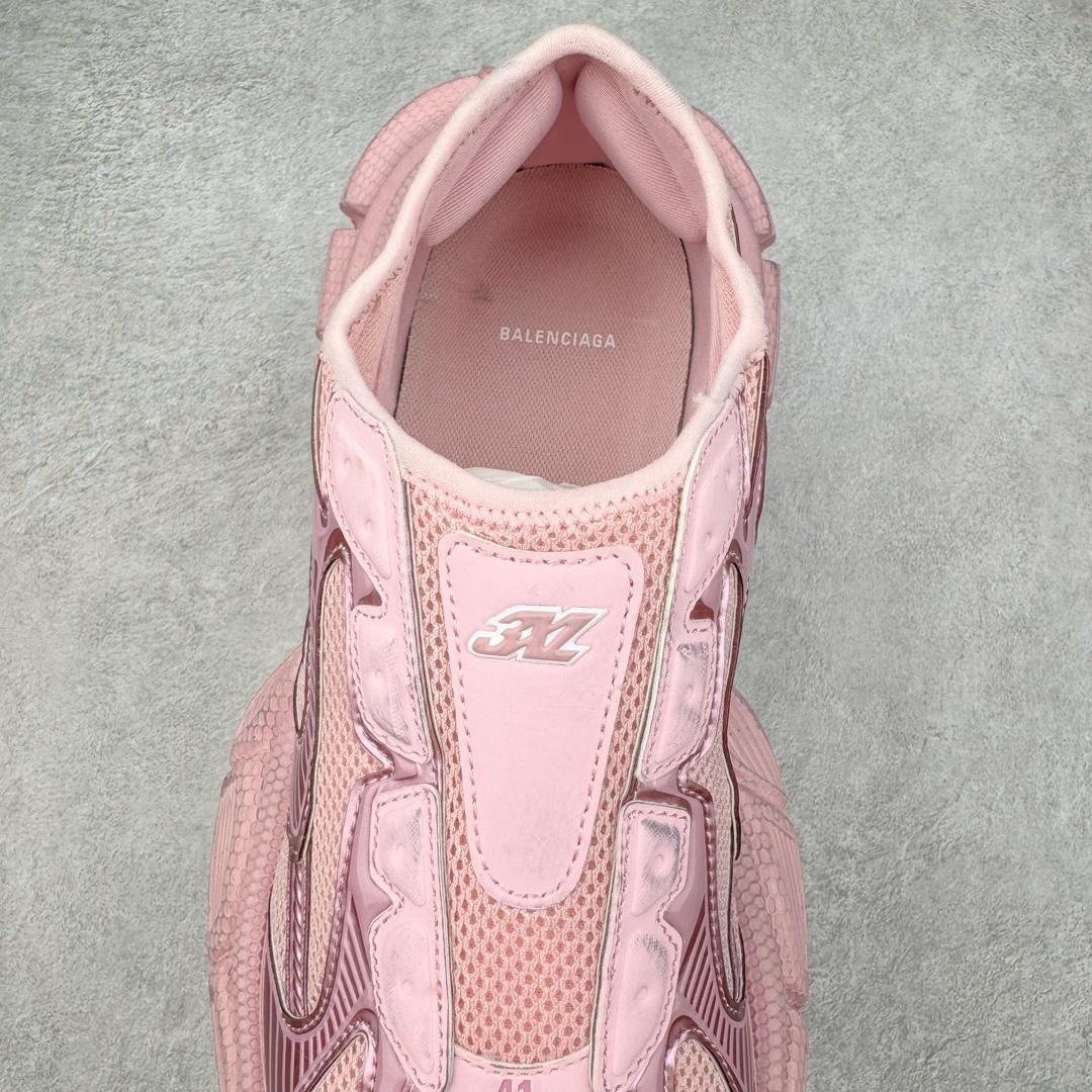 图片[5]-＃VG零售版 BALENCIAGA 3XL Sneakers 巴黎世家十代网布系带一脚蹬低帮走秀复古老爹鞋 全套原纸板楦头开发 最原汁原味的灵魂版型 全鞋荧光划线卡点 胶水把控整洁度追求极致完美 每一双都是工艺品 多重QC质检 超越公司货的品控标准 实实在在的免检产品 原盒原配 正确字体电绣 粗细、位置、大小正确 侧边TPU 透气孔匹配意产原版 正确分离大底 TPU软底 原版一致大底LOGO 立体感十足 原厂皮料水洗做旧 采购原厂网纱 不含皮革 网布材料和聚氨酯 磨损效果 鞋头边缘和后帮 Balenciaga 徽标 鞋面和后跟凸印尺码 鞋舌 3XL 橡胶品牌标识和反光细节 鞋帮拉袢和鞋舌拉祥 配反光细节 备用鞋带在鞋履前侧 可在穿着前取下 便于不同造型搭配 正常尺码 尺码：35 36 37 38 39 40 41 42 43 44 45 46-选品中心