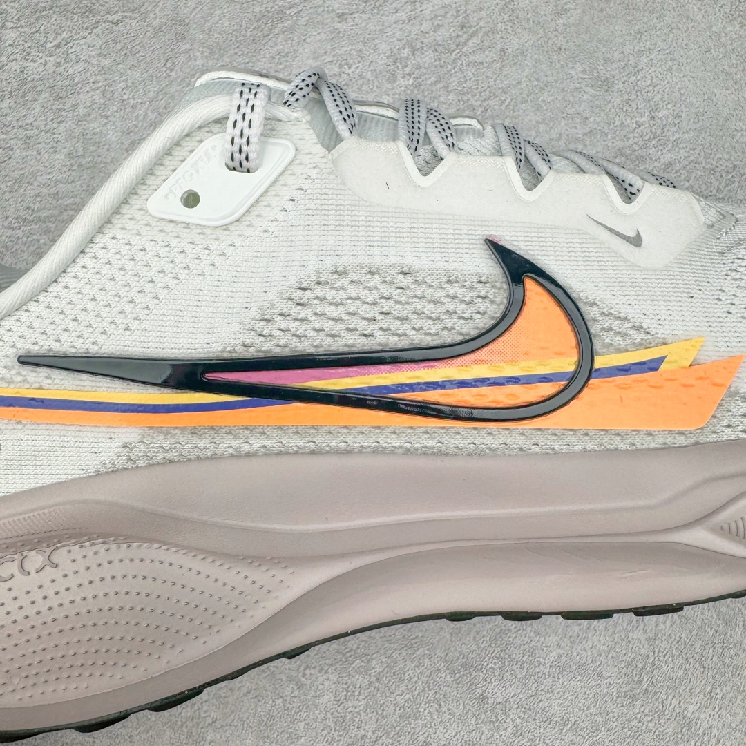 图片[14]-＃TG纯原 NK Zoom Pegasus 飞马41代马拉松系列网面透气缓震疾速跑鞋 FV9526-900 拥有 Zoom Air 一如既往的稳定感和流畅感 鞋面采用工程网眼设计 为特定高热区域营造出色透气性 进一步增加鞋面的穿孔数量 让足部能够快速散热 中足搭配 Flywire 飞线 在高速运动时营造舒适稳定的贴合感 内置Zoon气垫加持 动力十足 尺码：36 36.5 37.5 38 38.5 39 40 40.5 41 42 42.5 43 44 44.5 45-选品中心