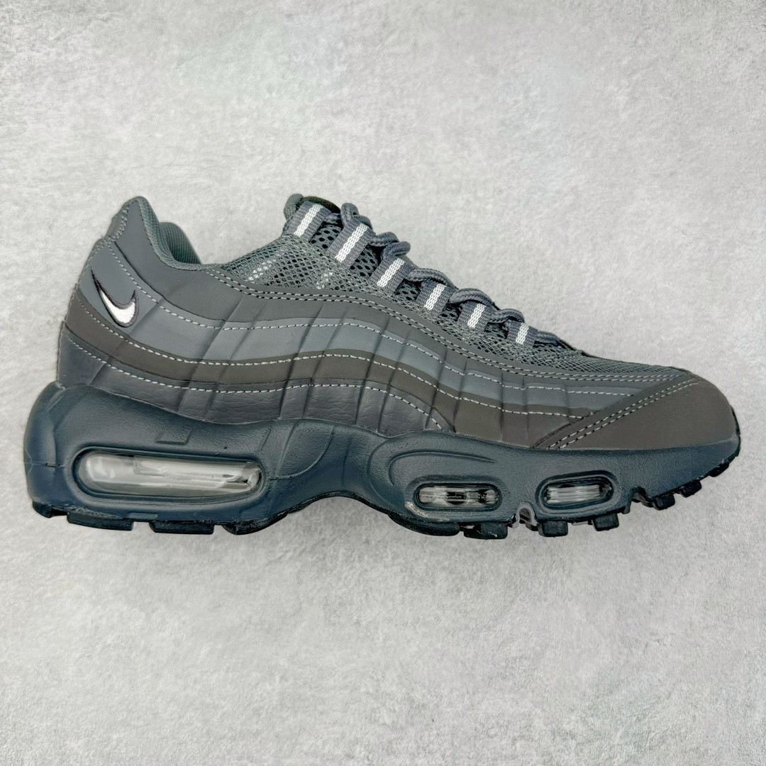 图片[5]-＃MX版 NK Air Max 95 复古减震气垫跑鞋 经典重温 外单专供大厂出品 品质稳定 一百余色 终端操作 鞋款设计灵感源于人体构造 中底设计基于人体的脊柱构造 是整体设计的核心 尼龙孔眼代表了肋骨 而分层式面板和网眼象征着肌肉纤维和肉体组织 Air Max 95采用了两个独立的吹塑成型的Air-Sole单元 并首次在前掌使用可视化气垫设计 Swoosh logo夜当作一个 点符号放在了鞋子的后帮位置 20年的发展让 AIR MAX 95有了不同的故事 20年后再度面向世人的时候 焕然一新的面貌 让人有了另外一种清新脱俗的感觉 尺码：39 40 41 42 43 44 44.5 45 46 47.5 48-选品中心