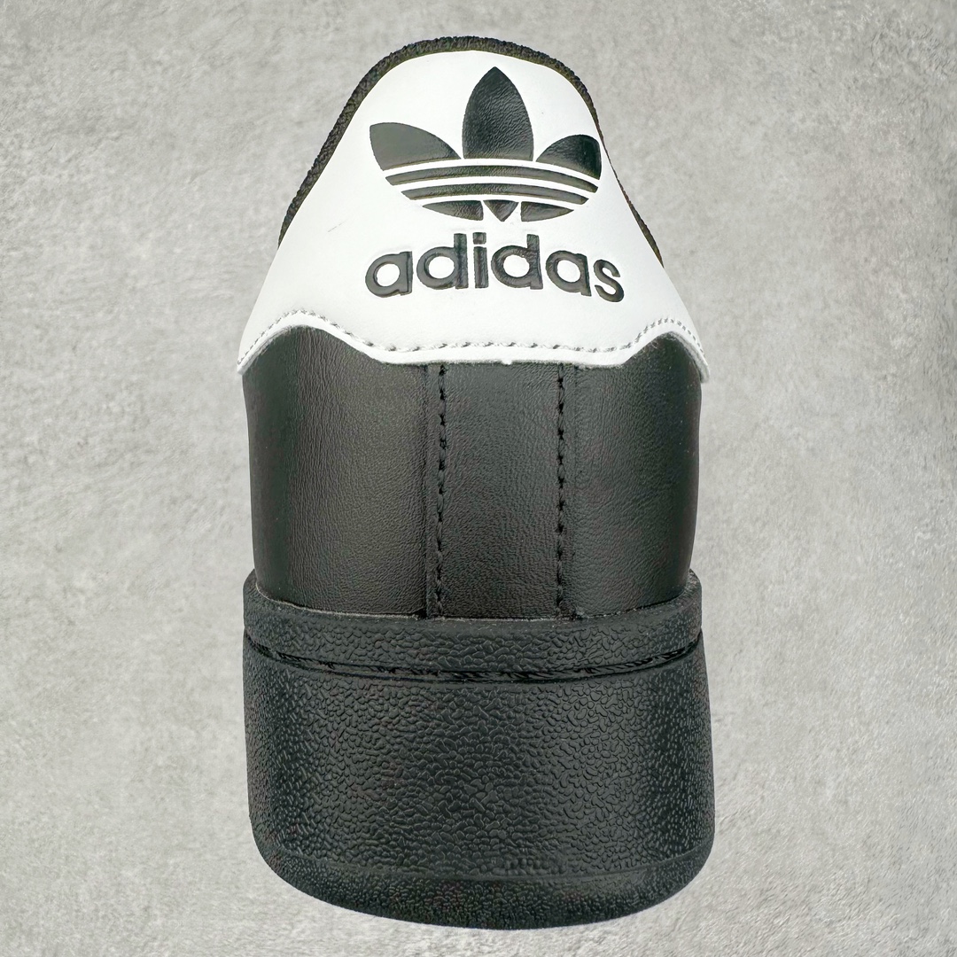 图片[8]-＃特价福利 AD Originals Superstar 经典复古贝壳头厚底板鞋 IG9777 诞生于1969年 是第一双将全皮面鞋 身与橡胶鞋头结合在一起的低帮篮球鞋 Superstar最开始 是作为高帮篮球鞋Pro Model的低帮版本而出现的 但因为其独特和醒目的橡胶鞋头造型而让大家熟知 被大家形象地称为\\\”shelltoe\\\”贝壳头 在70年代的美国职业篮球场上 接近3/4的NBA球员都将这双Superstar作为场上用鞋 80年代之后 经过不断的改良和发展 Superstar逐渐成为横跨时装、音乐、街头文化、休闲和运动等各大领域的时尚潮鞋 尺码：35.5 36 36.5 37 38 38.5 39 40 40.5 41 42 42.5 43 44 44.5 45-选品中心