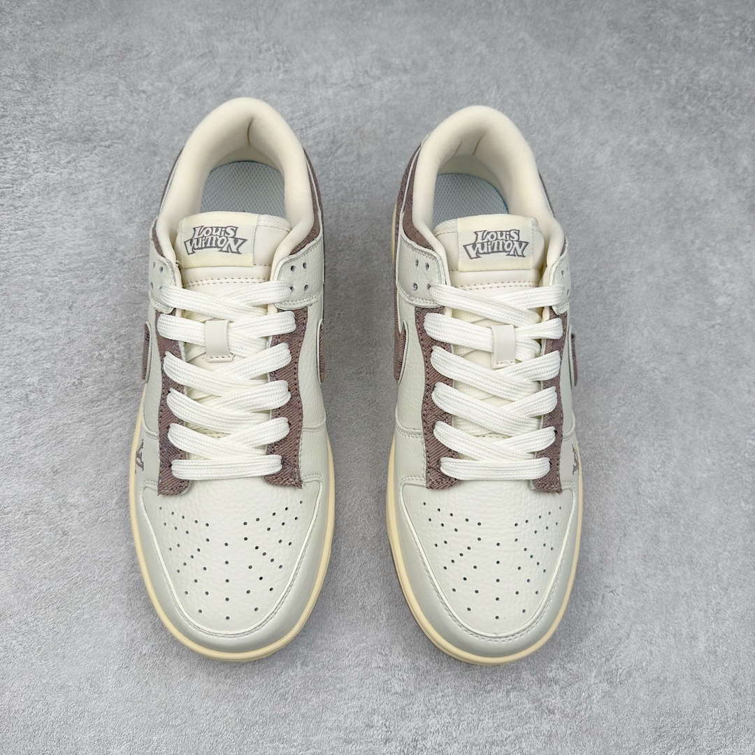 图片[2]-NK Dunk Low 定制配色 JH8310-957 大厂出品 极力推荐 原装头层材料 独家版型蒸餾加工帶來的是更好的视觉和脚感体验大厂纯原品质出货 清洁度 电绣工艺 皮料切割干净无任何毛边 细节完美 尺码：36 36.5 37.5 38 38.5 39 40 40.5 41 42 42.5 43 44 44.5 45 46 47.5-选品中心