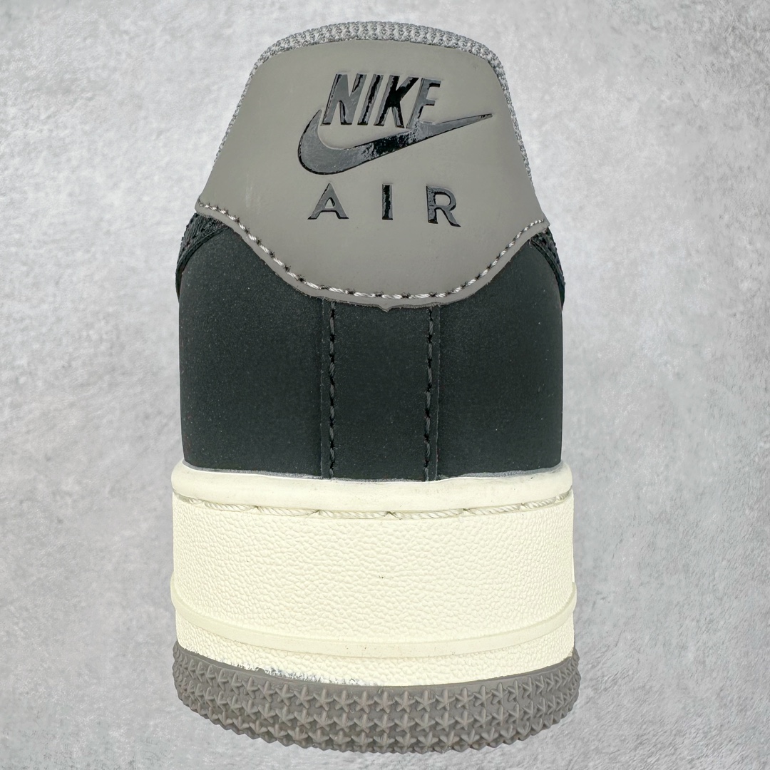 图片[8]-NK Air Force 1´07 Low 空军一号低帮百搭休闲运动板鞋 FZ5225-001 柔软、弹性十足的缓震性能和出色的中底设计 横跨复古与现代的外型结合 造就出风靡全球 三十多年的Force 1 直到今天还深受青睐 尺码：36 36.5 37.5 38 38.5 39 40 40.5 41 42 42.5 43 44 44.5 45-选品中心