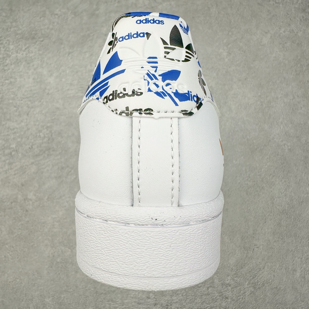 图片[8]-AD Originals Superstar 经典复古贝壳头板鞋 HO0186 诞生于1969年 是第一双将全皮面鞋 身与橡胶鞋头结合在一起的低帮篮球鞋 Superstar最开始 是作为高帮篮球鞋Pro Model的低帮版本而出现的 但因为其独特和醒目的橡胶鞋头造型而让大家熟知 被大家形象地称为\\\”shelltoe\\\”贝壳头 在70年代的美国职业篮球场上 接近3/4的NBA球员都将这双Superstar作为场上用鞋 80年代之后 经过不断的改良和发展 Superstar逐渐成为横跨时装、音乐、街头文化、休闲和运动等各大领域的时尚潮鞋 尺码：36 36.5 37 38 38.5 39 40 40.5 41 42 42.5 43 44 44.5 45-选品中心