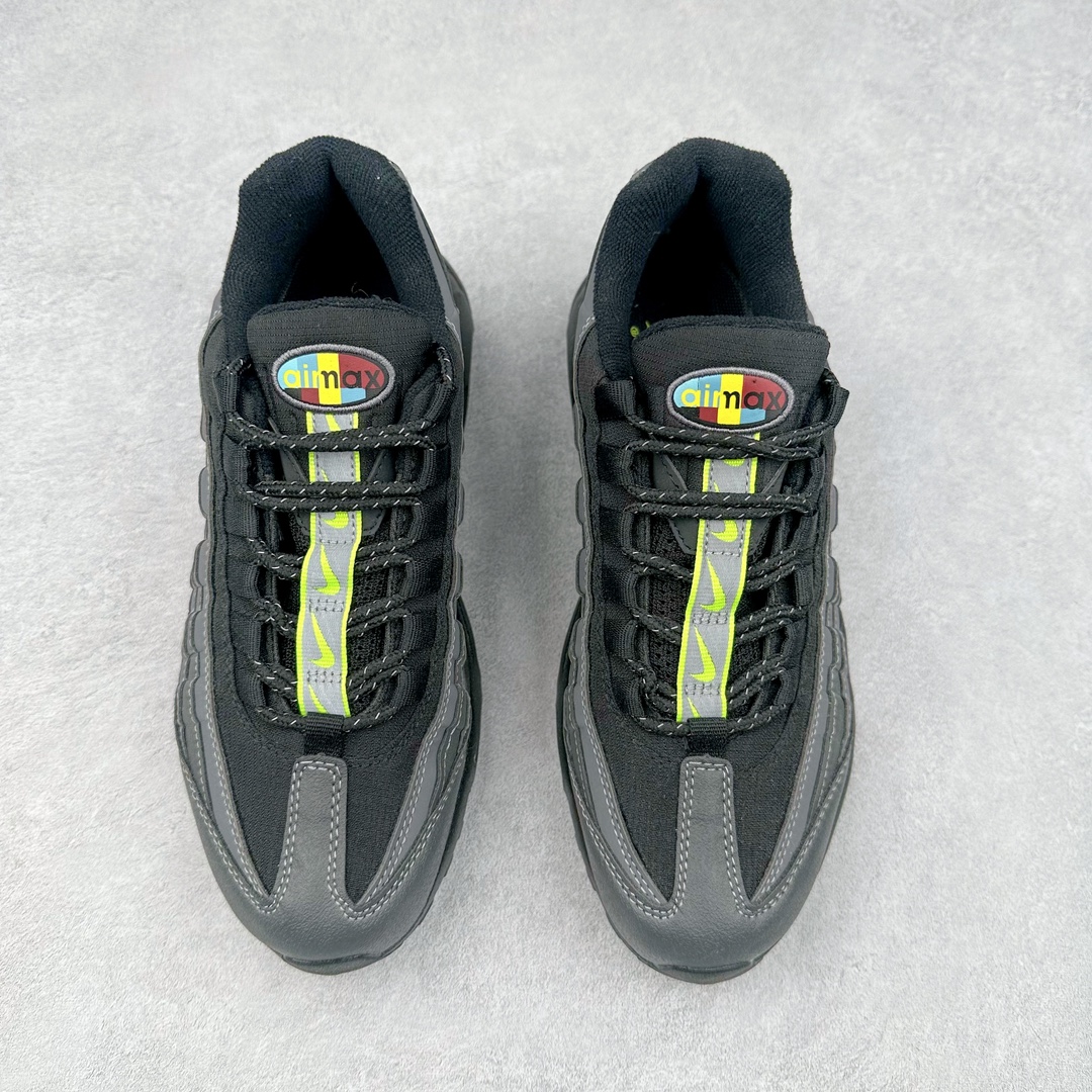 图片[2]-＃MX版 NK Air Max 95 复古减震气垫跑鞋 DZ4496-001 经典重温 外单专供大厂出品 品质稳定 一百余色 终端操作 鞋款设计灵感源于人体构造 中底设计基于人体的脊柱构造 是整体设计的核心 尼龙孔眼代表了肋骨 而分层式面板和网眼象征着肌肉纤维和肉体组织 Air Max 95采用了两个独立的吹塑成型的Air-Sole单元 并首次在前掌使用可视化气垫设计 Swoosh logo夜当作一个 点符号放在了鞋子的后帮位置 20年的发展让 AIR MAX 95有了不同的故事 20年后再度面向世人的时候 焕然一新的面貌 让人有了另外一种清新脱俗的感觉 尺码：39 40 40.5 41 42 42.5 43 44 44.5 45 46 47.5 48-选品中心