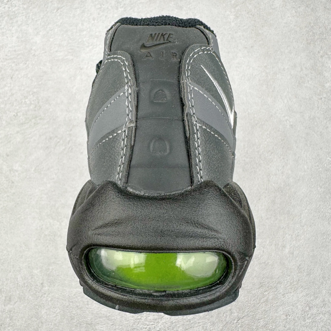 图片[8]-＃MX版 NK Air Max 95 复古减震气垫跑鞋 DZ4496-001 经典重温 外单专供大厂出品 品质稳定 一百余色 终端操作 鞋款设计灵感源于人体构造 中底设计基于人体的脊柱构造 是整体设计的核心 尼龙孔眼代表了肋骨 而分层式面板和网眼象征着肌肉纤维和肉体组织 Air Max 95采用了两个独立的吹塑成型的Air-Sole单元 并首次在前掌使用可视化气垫设计 Swoosh logo夜当作一个 点符号放在了鞋子的后帮位置 20年的发展让 AIR MAX 95有了不同的故事 20年后再度面向世人的时候 焕然一新的面貌 让人有了另外一种清新脱俗的感觉 尺码：39 40 40.5 41 42 42.5 43 44 44.5 45 46 47.5 48-选品中心