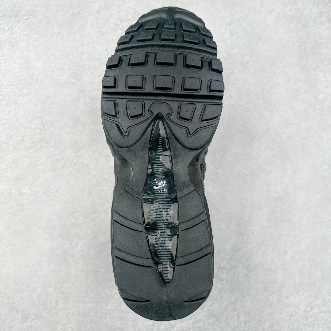 图片[9]-＃MX版 NK Air Max 95 复古减震气垫跑鞋 FN7273-001 经典重温 外单专供大厂出品 品质稳定 一百余色 终端操作 鞋款设计灵感源于人体构造 中底设计基于人体的脊柱构造 是整体设计的核心 尼龙孔眼代表了肋骨 而分层式面板和网眼象征着肌肉纤维和肉体组织 Air Max 95采用了两个独立的吹塑成型的Air-Sole单元 并首次在前掌使用可视化气垫设计 Swoosh logo夜当作一个 点符号放在了鞋子的后帮位置 20年的发展让 AIR MAX 95有了不同的故事 20年后再度面向世人的时候 焕然一新的面貌 让人有了另外一种清新脱俗的感觉 尺码：39 40 40.5 41 42 42.5 43 44 44.5 45 46 47.5 48-选品中心