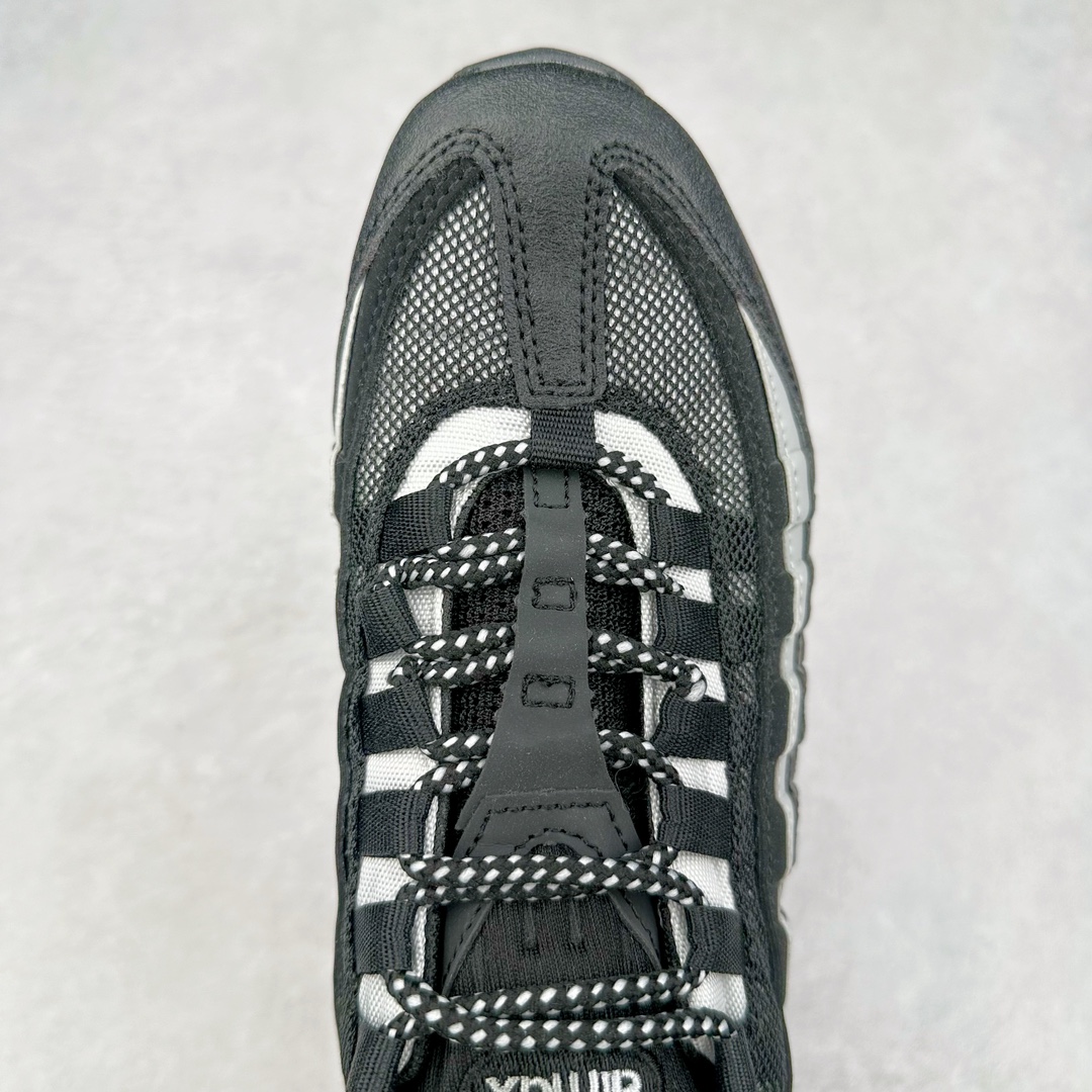 图片[4]-＃MX版 NK Air Max 95 复古减震气垫跑鞋 CT1805-001 经典重温 外单专供大厂出品 品质稳定 一百余色 终端操作 鞋款设计灵感源于人体构造 中底设计基于人体的脊柱构造 是整体设计的核心 尼龙孔眼代表了肋骨 而分层式面板和网眼象征着肌肉纤维和肉体组织 Air Max 95采用了两个独立的吹塑成型的Air-Sole单元 并首次在前掌使用可视化气垫设计 Swoosh logo夜当作一个 点符号放在了鞋子的后帮位置 20年的发展让 AIR MAX 95有了不同的故事 20年后再度面向世人的时候 焕然一新的面貌 让人有了另外一种清新脱俗的感觉 尺码：39 40 40.5 41 42 42.5 43 44 44.5 45 46 47.5 48-选品中心