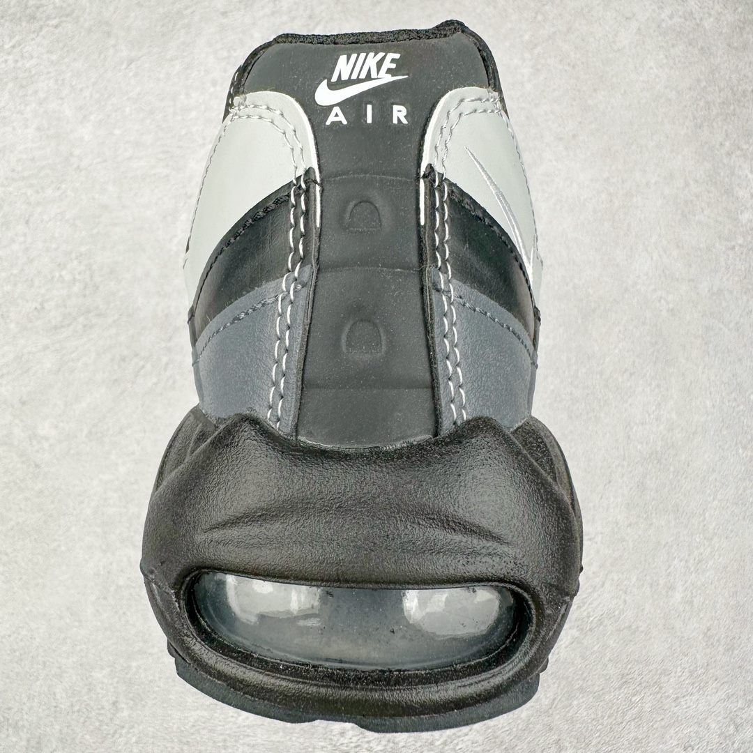 图片[8]-＃MX版 NK Air Max 95 复古减震气垫跑鞋 CT1805-001 经典重温 外单专供大厂出品 品质稳定 一百余色 终端操作 鞋款设计灵感源于人体构造 中底设计基于人体的脊柱构造 是整体设计的核心 尼龙孔眼代表了肋骨 而分层式面板和网眼象征着肌肉纤维和肉体组织 Air Max 95采用了两个独立的吹塑成型的Air-Sole单元 并首次在前掌使用可视化气垫设计 Swoosh logo夜当作一个 点符号放在了鞋子的后帮位置 20年的发展让 AIR MAX 95有了不同的故事 20年后再度面向世人的时候 焕然一新的面貌 让人有了另外一种清新脱俗的感觉 尺码：39 40 40.5 41 42 42.5 43 44 44.5 45 46 47.5 48-选品中心