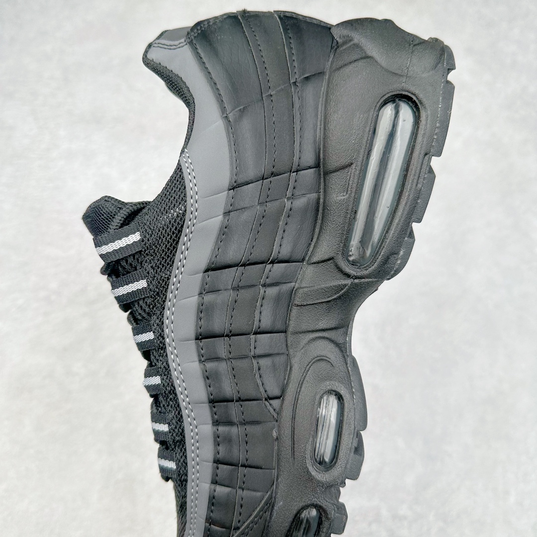 图片[7]-＃MX版 NK Air Max 95 复古减震气垫跑鞋 HF0121-002 经典重温 外单专供大厂出品 品质稳定 一百余色 终端操作 鞋款设计灵感源于人体构造 中底设计基于人体的脊柱构造 是整体设计的核心 尼龙孔眼代表了肋骨 而分层式面板和网眼象征着肌肉纤维和肉体组织 Air Max 95采用了两个独立的吹塑成型的Air-Sole单元 并首次在前掌使用可视化气垫设计 Swoosh logo夜当作一个 点符号放在了鞋子的后帮位置 20年的发展让 AIR MAX 95有了不同的故事 20年后再度面向世人的时候 焕然一新的面貌 让人有了另外一种清新脱俗的感觉 尺码：39 40 40.5 41 42 42.5 43 44 44.5 45 46 47.5 48-选品中心