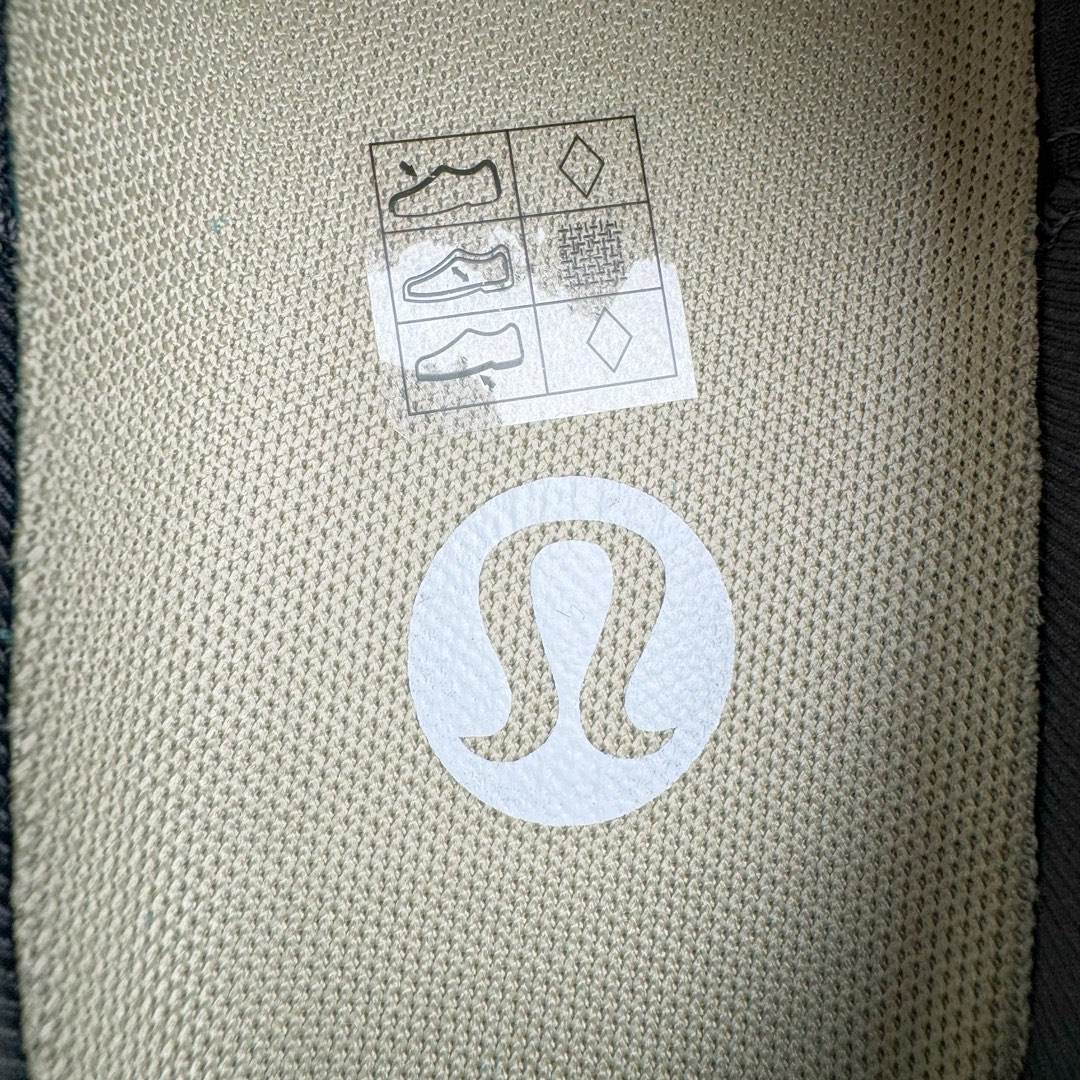 图片[11]-＃GX原厂订单露露乐檬/Lululemon W Cityverse Low 城市律动系列首发出货 首发顶流原厂品质 打破市场无好货之说 内外兼修 平台冲正无压力 放心开冲 独家私磨外置杯形防滑耐磨橡胶大底+原厂纸板+原厂热压工艺 打造最纯正的LULU鞋型 鞋舌、后跟、鞋领 同步公司货采用内嵌人体工学加厚环保去臭海玻璃物料填充 包裹性无敌、脚感满分 40 41 42 43 44 45 男鞋先出 女段开发中-选品中心