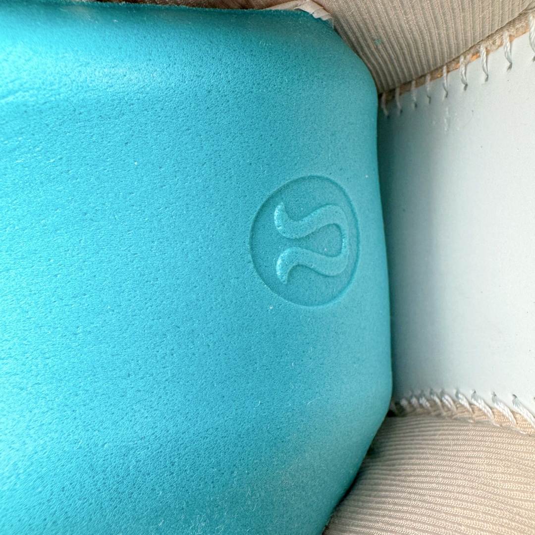 图片[13]-＃GX原厂订单露露乐檬/Lululemon W Cityverse Low 城市律动系列首发出货 首发顶流原厂品质 打破市场无好货之说 内外兼修 平台冲正无压力 放心开冲 独家私磨外置杯形防滑耐磨橡胶大底+原厂纸板+原厂热压工艺 打造最纯正的LULU鞋型 鞋舌、后跟、鞋领 同步公司货采用内嵌人体工学加厚环保去臭海玻璃物料填充 包裹性无敌、脚感满分 40 41 42 43 44 45 男鞋先出 女段开发中-选品中心