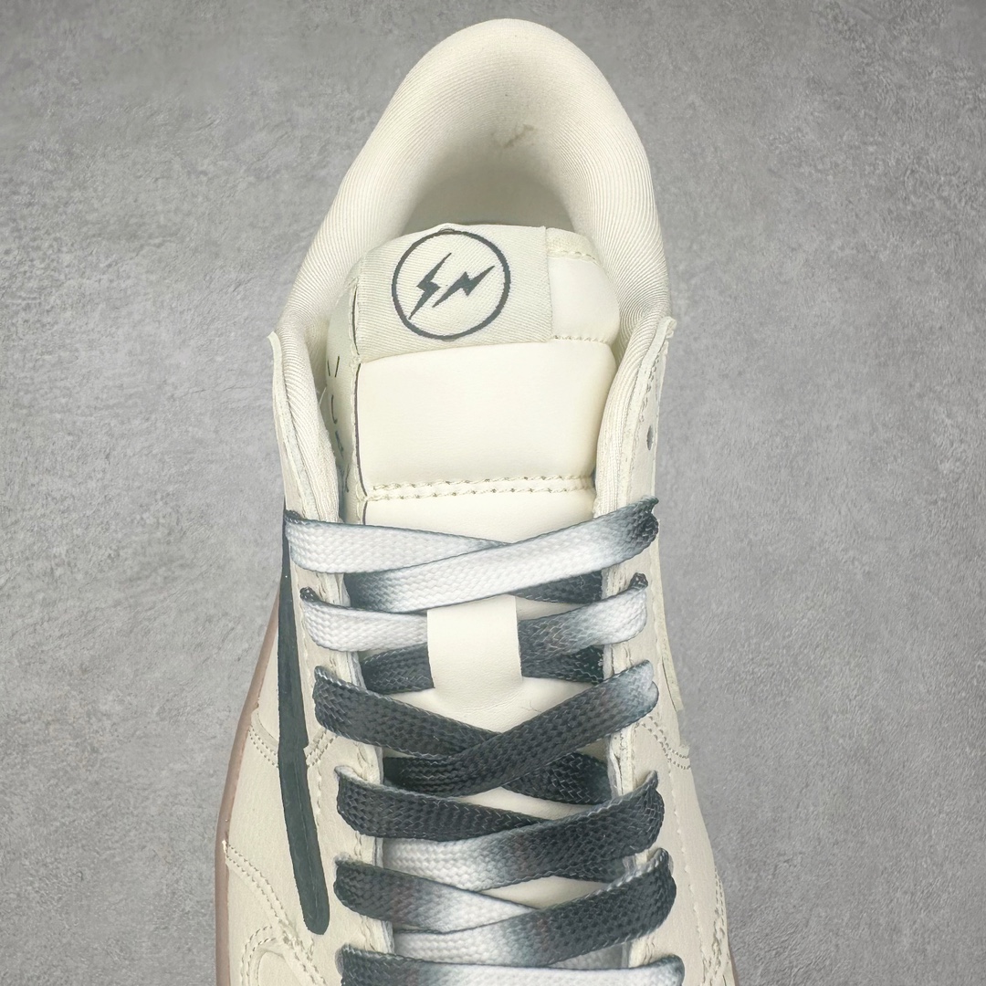 图片[5]-TS x Air Jordan AJ1 Low 倒钩低帮联名定制配色 CF3688-018 原厂内置气垫魔块 A模大底 头层小牛皮 鞋舌AJ原厂专用牛津布+AJ专用反口珍珠布+原厂无杂质高弹内里海棉+特殊封边弹力鞋带 尺码：36 36.5 37.5 38 38.5 39 40 40.5 41 42 42.5 43 44 44.5 45 46 47.5-选品中心