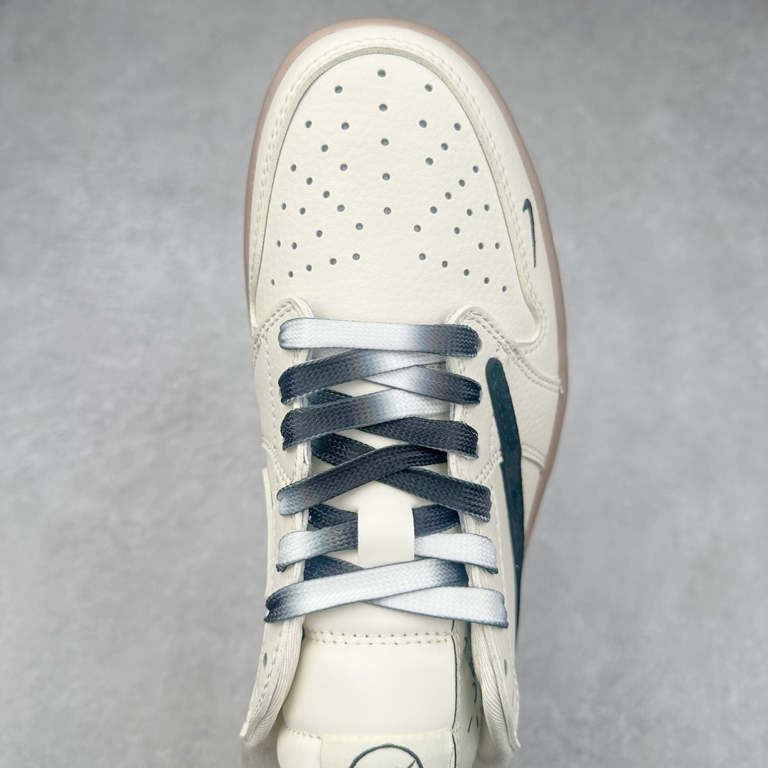 图片[4]-TS x Air Jordan AJ1 Low 倒钩低帮联名定制配色 CF3688-018 原厂内置气垫魔块 A模大底 头层小牛皮 鞋舌AJ原厂专用牛津布+AJ专用反口珍珠布+原厂无杂质高弹内里海棉+特殊封边弹力鞋带 尺码：36 36.5 37.5 38 38.5 39 40 40.5 41 42 42.5 43 44 44.5 45 46 47.5-选品中心