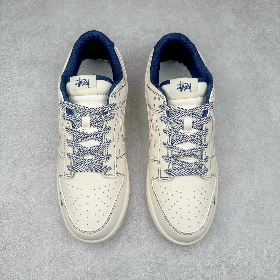 图片[2]-NK Dunk Low 定制配色 XY1688-012 大厂出品 极力推荐 原装头层材料 独家版型蒸餾加工帶來的是更好的视觉和脚感体验大厂纯原品质出货 清洁度 电绣工艺 皮料切割干净无任何毛边 细节完美 尺码：36 36.5 37.5 38 38.5 39 40 40.5 41 42 42.5 43 44 44.5 45 46 47.5-选品中心