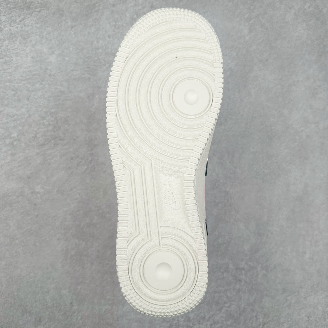 图片[9]-NK Air Force 1´07 Low 空军一号低帮百搭休闲运动板鞋 FC8110-181 柔软、弹性十足的缓震性能和出色的中底设计 横跨复古与现代的外型结合 造就出风靡全球 三十多年的Force 1 直到今天还深受青睐 尺码：36 36.5 37.5 38 38.5 39 40 40.5 41 42 42.5 43 44 44.5 45-选品中心