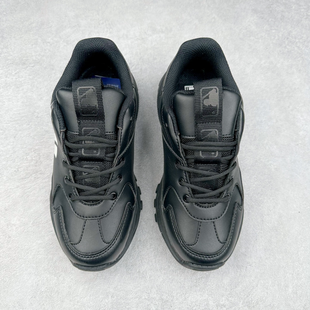 图片[2]-＃DT纯原 MLB Big Ball Chunky 复古印花老爹鞋系列低帮轻量增高厚底百搭休闲运动慢跑鞋 Korea韩国联名NY美国榄球纽约洋基队限定 目前可过轻松秒过各类鉴定 能操作的私聊 韩国代购专供 左脚内置NFC感应 区别市面贴纸假芯片 MLB专用菱形双针中底布 重点细节中底布带注胶孔 原厂NFC感应吊牌 支持鉴定 一个两位数 原盒原标 全套原楦原纸板原厂数据开发 中韩文保养标贴 绿色防霉片 平台代购专供 独家一比一RB+MD组合大底 高频后跟小人Logo精准对位立体饱满 正确网布加超迁鞋面 转印中底走线紧密 转印Logo工艺表层防刮不掉色 尺码：35 36 36.5 37.5 38 38.5 39 40 40.5 41 42 42.5 43 44 44.5 45-选品中心