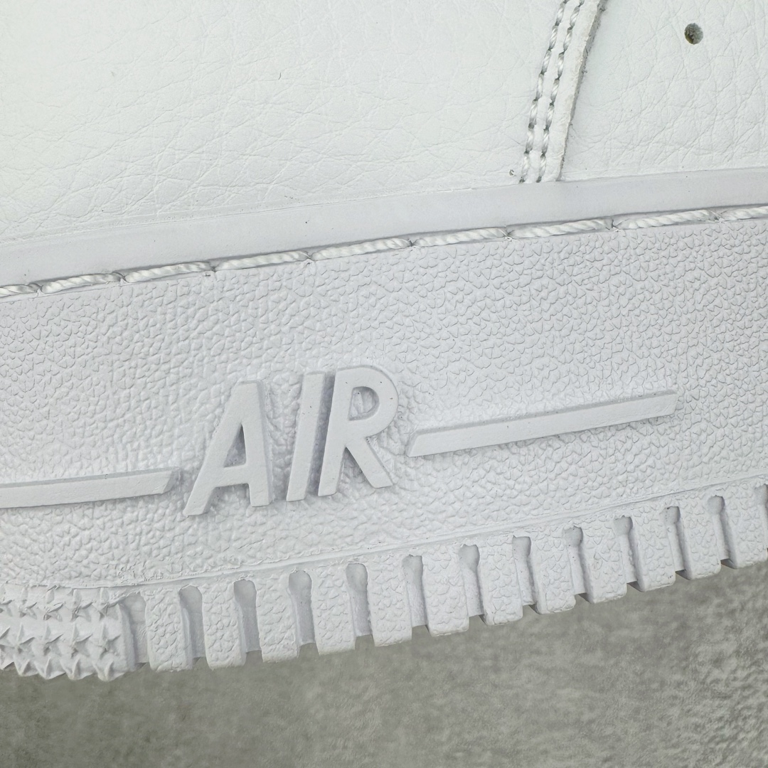 ＃福利特价‼️
NK Air Force 1 07 空军一号经典低帮板鞋 白黑 CT2302-100 全