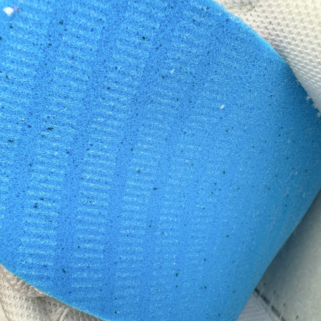 图片[12]-＃A1 NK P-6000 系列低帮复古老爹风休闲运动舒适慢跑鞋 BV1021-104 购入原鞋原装纸板楦头开发 独家私模四层组合大底 市场唯一正确版本 良心定价 新配色陆续出货 进口三文治网面 融合 Pegasus 过往运动鞋设计 助力 21 世纪早期跑步运动跃升时尚新高度 采用透气网眼布、运动风格线条和耐穿覆面 兼具吸睛外观和舒适感受 中底泡绵以田径赛道为灵感 打造厚实设计 缔造出众缓震性能 尺码：36 36.5 37.5 38 38.5 39 40 40.5 41 42 42.5 43 44 44.5 45 46-选品中心