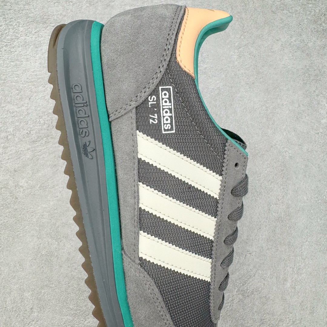 图片[6]-＃CS AD Wmns SL72 OG 系列德训足球风百搭低帮休闲运动板鞋 JI2484 采用高弹EVA+MODEL+RB三层组合底 区别市面RB一体大底 三层组合鞋底重量与原鞋一致 Originals 将有「T 头鞋」造型的诞生于 1972 年的 SL72 鞋款复刻带回 各位买鞋又有新选择了 1972 年 SL72 问世后 引领了后来阿迪达斯的跑鞋发展方向 其中「SL」代表了 Super Light 彰显了产品轻便的特性 1972 年 SL72 问世后 引领了后来阿迪达斯的跑鞋发展方向 其中「SL」代表了 Super Light 彰显了产品轻便的特性 这次 Originals 延续其轻质经典的基因 带来男女两款 SL72 男生款带来 SL72 RS 鞋型 RS 意为 Reshaped（重塑）鞋款在保留了经典的外观基础上 在尼龙材质里增加了填充物 使鞋型更加挺立和饱满 鞋头则更加圆润 鞋底的 EVA 材质则增加了鞋款的高度 女生款则带来 SL72 OG W 鞋型 OG 顾名思义则是致敬经典款式 相较于 RS（Reshaped）鞋款 鞋身更加纤细 其整体鞋身轮廓、线条、细节、材质上尊崇 70 年代 SL72 的设计 还原经典味道 尺码：36 36⅔ 37⅓ 38 38⅔ 39⅓ 40 40⅔ 41⅓ 42 42⅔ 43⅓ 44 44⅔ 45-选品中心