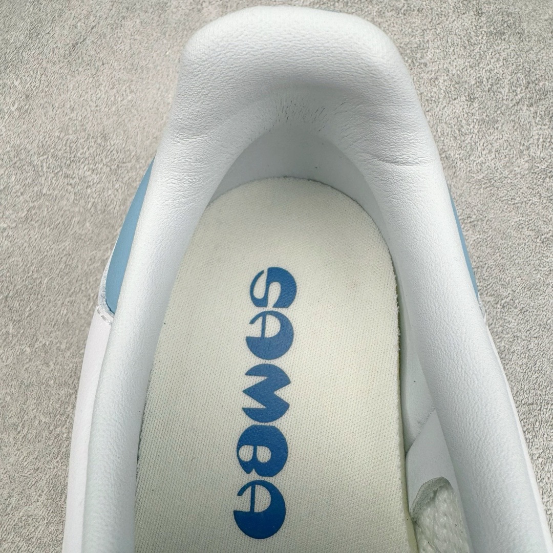 图片[12]-＃KZ神版特价 AD Original Samba OG 复古经典轻便板鞋 白蓝 ID2055 口碑大厂出品 品控大底版型不断改良更新 全套原纸板楦头开发 确保原汁原味 完美呈现桑巴版型 一比一鞋头弧度高度鞋身弧度 此版本只针对中端市场 皮料材质有所更替 其他数据细节工艺流程均保持一致 绝不口嗨 细节品控鞋型随意对比 正确烫金高频细节 原装纳米超迁皮料 独家私模橡胶大底 原盒原配 这款桑巴鞋展示了高质量的工艺 带有装饰的超锁缝制和无缝的手感 柔软、柔软的皮革造型和标志性的3条纹完成了精致的外观 正规合身鞋带 鞋面上有绒面鞋垫 橡胶鞋底 享受正畸套筒软感 自50年代首次亮相以来就一直在赢得粉丝的青睐 尺码：35.5 36 36.5 37.5 38 38.5 39 40 40.5 41 42 42.5 43 44 44.5 45 46 47-选品中心