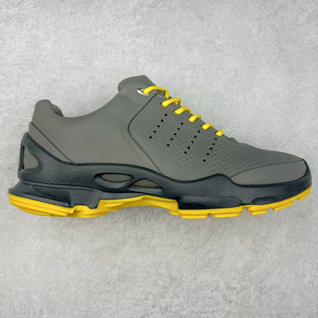 Ecco 爱步 2024新款 系列运动休闲跑鞋 #经典和现代工艺品质融合 精选小牛皮面料 百搭休闲老爹鞋 舒适性相当不错 版型楦型非常到位上脚 专柜热销款 独有鞋型设计 特有LOGO车边 特别有型 北欧风格 舒适 休闲保暖 超弹性 耐磨 减震 按摩大底(PU+TPU 组合）经典潮流 随意搭配！尺码：39 40 41 42 43 44 运动码-选品中心