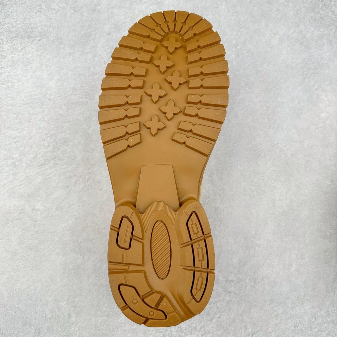 图片[9]-Timberland添柏岚/天伯伦户外中帮休闲马丁靴系列 广东大厂品质 原盒原包装 面料采用意大利🇮🇹顶级磨砂细纹牛皮 搭配防臭防腐真皮乳胶鞋垫 给您完美的穿着体验 质量考究耐穿 型男必备 专治不帅 高品质脚感一流YS 尺码：39 40 41 42 43 44（皮鞋码）-选品中心