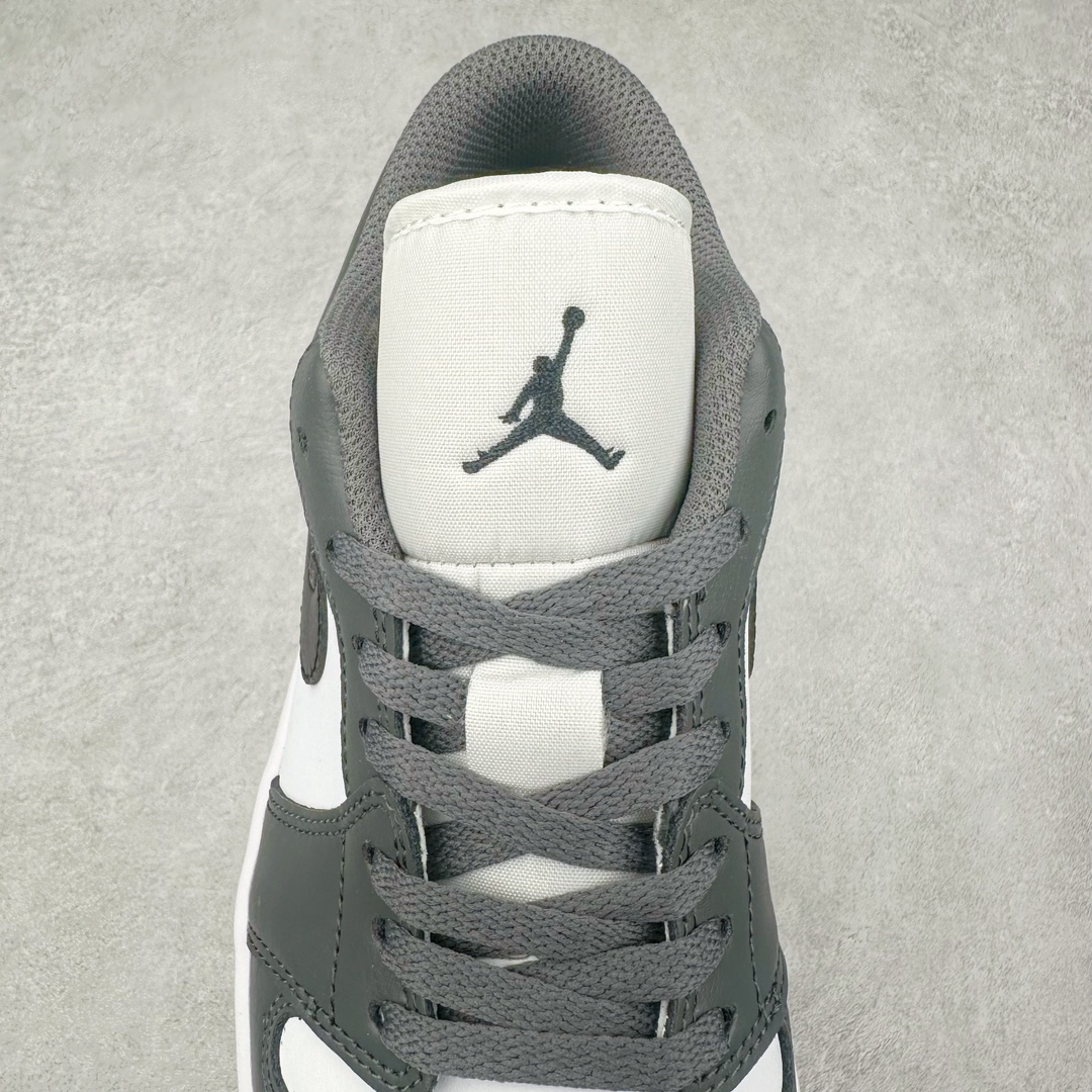 图片[5]-＃K版 Air Jordan AJ1 Low 低帮 55358-152 全新流水线出品 DT版本唯一平替选择 市场第二梯队最强版 全部原鞋开发 原楦原纸板开发 全鞋电脑针车 原厂内置全掌气垫 原盒内在原标 唯一Zp原版鞋带绑法 免检产品 全新2022版型 全头层皮料 完美零毛边处理 原厂配置全掌气垫 价格定位良心 几十个配色陆续出货 尺码：36 36.5 37.5 38 38.5 39 40 40.5 41 42 42.5 43 44 44.5 45 46 47.5-选品中心