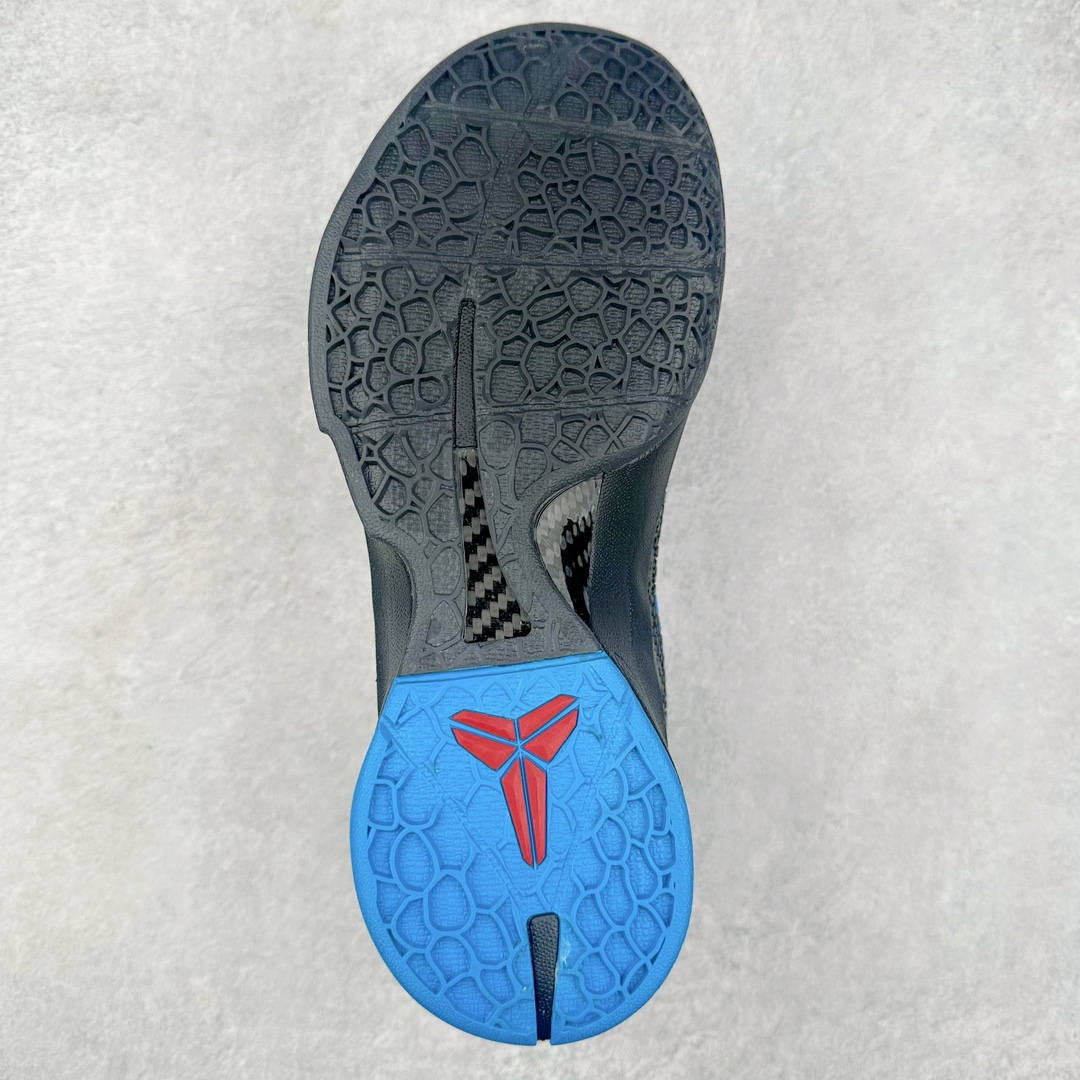 图片[9]-NK Zoom Kobe 6 科比六代 429659-016 采用了复合式的鞋面 内层为透气网面 中层加载Fly wire科技 而外层则用聚氨酯岛状结构塑造出非常逼真的蛇麟纹路 多层的鞋面结构带来了更好的透气性和更有针对性的保护 加入了双层记忆海绵鞋垫 可根据球员脚形自动调节以提高合脚度 使脚感更加柔软舒适 赋予球员非一般的球场舒适感受 尺码：40 40.5 41 42 42.5 43 44 44.5 45 46-选品中心