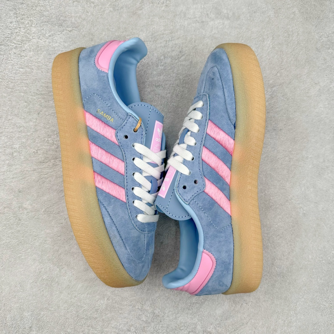 图片[3]-AD Samba XLG 桑巴舞加大厚底版系列德训风百搭松糕休闲运动板鞋生胶底 JH8834 自Originals Samba成功借势Blokecore风潮一跃成为街头巷尾的焦点鞋款后,不论是围绕Samba本身打造的各式「变种版本」,还是以Samba为蓝本打造联名鞋款,都成为了时尚潮流人士日常穿搭首选。Samba XLG是adidas Originals不断扩展XLG系列的一部分,旨在与年轻文化相契合,迎合那些希望通过个性时尚表达自我而不愿牺牲舒适度的年轻群体。街头时尚领域的Gen Z特别偏爱宽松的穿着风格。Samba XLG针对这一点做了创新。它在延续Samba OG经典设计的基础上,迎合年轻群体的穿着习惯,重塑为宽大的鞋身比例轮廓以及加厚中底,让消费者轻松展示自己独特的风格。全新的Samba XLG系列不仅迎合了当下年轻群体的穿搭习惯,加宽了鞋身比例以及将中底进一步增厚,在视觉比例上更加饱满,同时还保留了经典Samba的细节,这样一来,鞋迷朋友在穿搭上不仅能更加个性化,而且还能延续一定的复古感受。尺码：36 36⅔ 37⅓ 38 38⅔ 39⅓ 40 40⅔ 41⅓ 42 42⅔ 43⅓ 44 45-选品中心