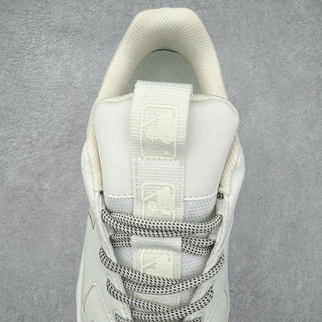 图片[5]-＃DT纯原 MLB Big Ball Chunky 复古印花老爹鞋系列低帮轻量增高厚底百搭休闲运动慢跑鞋 Korea韩国联名NY美国榄球纽约洋基队限定 目前可过轻松秒过各类鉴定 能操作的私聊 韩国代购专供 左脚内置NFC感应 区别市面贴纸假芯片 MLB专用菱形双针中底布 重点细节中底布带注胶孔 原厂NFC感应吊牌 支持鉴定 一个两位数 原盒原标 全套原楦原纸板原厂数据开发 中韩文保养标贴 绿色防霉片 平台代购专供 独家一比一RB+MD组合大底 高频后跟小人Logo精准对位立体饱满 正确网布加超迁鞋面 转印中底走线紧密 转印Logo工艺表层防刮不掉色 尺码：35 36 36.5 37.5 38 38.5 39 40 40.5 41 42 42.5 43 44 44.5 45-选品中心