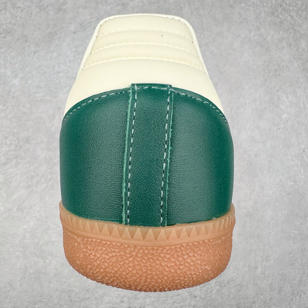 图片[8]-＃B版纯原 AD Original Samba OG 复古经典轻便板鞋 IE0872 头层牛皮加持 正确烫金高频细节 原装纳米超迁皮料 独家私模橡胶大底 原盒原配 这款桑巴鞋展示了高质量的工艺 带有装饰的超锁缝制和无缝的手感 柔软、柔软的皮革造型和标志性的3条纹完成了精致的外观 正规合身鞋带 鞋面上有绒面鞋垫 橡胶鞋底 享受正畸套筒软感 自50年代首次亮相以来就一直在赢得粉丝的青睐 尺码：36 36.5 37.5 38 38.5 39 40 40.5 41 42 42.5 43 44 44.5 45-选品中心