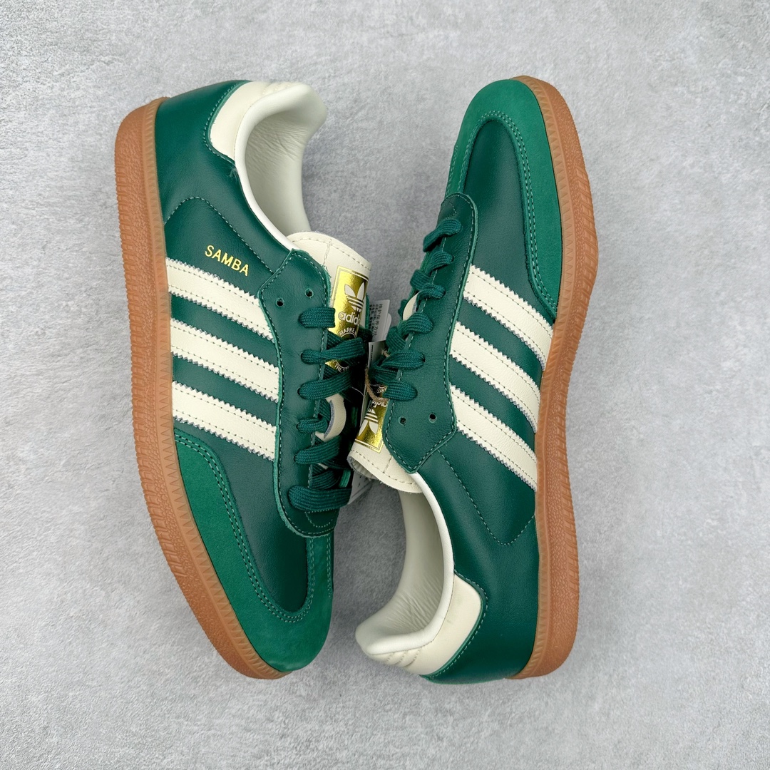 图片[3]-＃B版纯原 AD Original Samba OG 复古经典轻便板鞋 IE0872 头层牛皮加持 正确烫金高频细节 原装纳米超迁皮料 独家私模橡胶大底 原盒原配 这款桑巴鞋展示了高质量的工艺 带有装饰的超锁缝制和无缝的手感 柔软、柔软的皮革造型和标志性的3条纹完成了精致的外观 正规合身鞋带 鞋面上有绒面鞋垫 橡胶鞋底 享受正畸套筒软感 自50年代首次亮相以来就一直在赢得粉丝的青睐 尺码：36 36.5 37.5 38 38.5 39 40 40.5 41 42 42.5 43 44 44.5 45-选品中心
