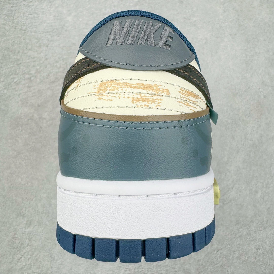图片[8]-＃YC纯原 NK Dunk Low 航海时代 探浪寻 DD1391-400 定制系列天花板 无原鞋不开发 全系列得物原鞋一比一校对开发 配色持续更新中 终端对接 优势输出 全套原厂楦头原纸板数据档案倾力打造 原汁原味莞产 极致还原 圈内最强针车工艺 高端零售指定版 广东原厂配套原盒原标 鞋盒分三个尺码段 原厂冲刀 超高清洁度 全鞋零毛边皮料切割 采用原厂百宏鞋带以及原厂百宏织唛舌标 内标可供原厂几率过验 进口原装条纹中底布 四线拉帮白色点胶 原厂拉帮手法遵循公司 原厂电绣 极致还原 尺码：35.5 36 36.5 37.5 38 38.5 39 40-选品中心