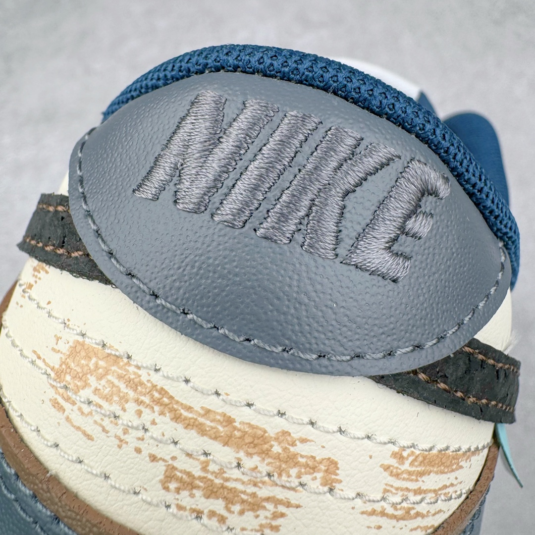 图片[15]-＃YC纯原 NK Dunk Low 航海时代 探浪寻 DD1391-400 定制系列天花板 无原鞋不开发 全系列得物原鞋一比一校对开发 配色持续更新中 终端对接 优势输出 全套原厂楦头原纸板数据档案倾力打造 原汁原味莞产 极致还原 圈内最强针车工艺 高端零售指定版 广东原厂配套原盒原标 鞋盒分三个尺码段 原厂冲刀 超高清洁度 全鞋零毛边皮料切割 采用原厂百宏鞋带以及原厂百宏织唛舌标 内标可供原厂几率过验 进口原装条纹中底布 四线拉帮白色点胶 原厂拉帮手法遵循公司 原厂电绣 极致还原 尺码：35.5 36 36.5 37.5 38 38.5 39 40-选品中心