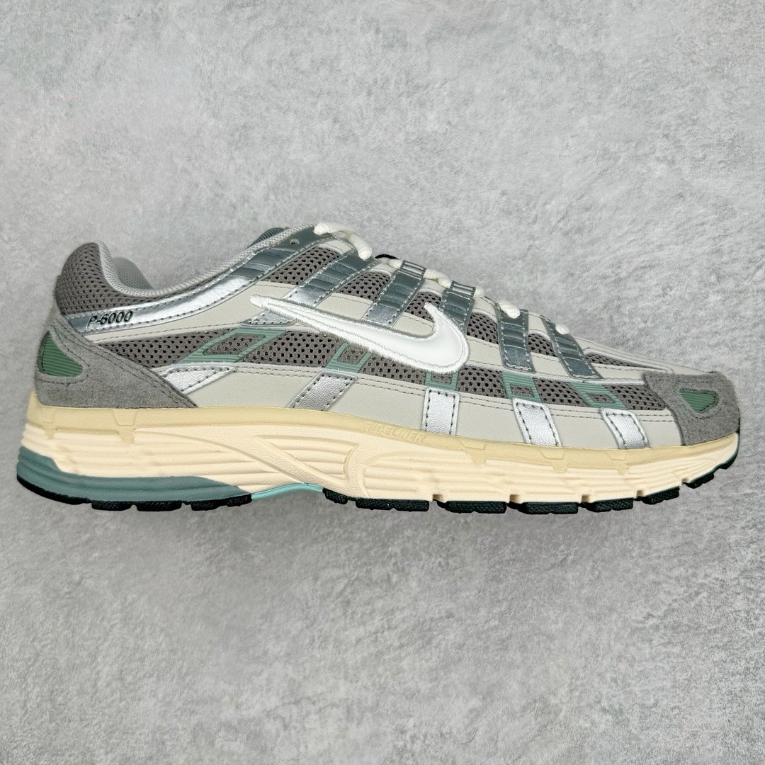 图片[9]-＃CS纯原 NK P-6000 系列低帮复古老爹风休闲运动舒适慢跑鞋 银灰 CN0149-001 购入原鞋原装纸板楦头开发 独家私模四层组合大底 市场唯一正确版本 良心定价 新配色陆续出货 进口三文治网面 融合 Pegasus 过往运动鞋设计 助力 21 世纪早期跑步运动跃升时尚新高度 采用透气网眼布、运动风格线条和耐穿覆面 兼具吸睛外观和舒适感受 中底泡绵以田径赛道为灵感 打造厚实设计 缔造出众缓震性能 尺码：36 36.5 37.5 38 38.5 39 40 40.5 41 42 42.5 43 44 44.5 45-选品中心