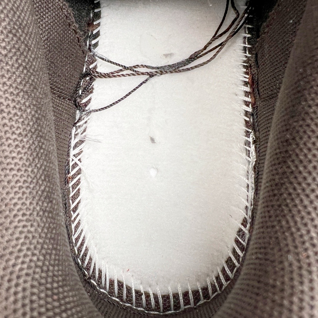 图片[10]-＃M纯原福利 NK DUNK SB Low 小熊猫黑棕 FV0395-200 毫无疑问圈内最强 零售首选 真正的匠心工艺 复刻圈巅峰产物 到手你会有扔掉正品的冲动 独家原厂航空铝磨具打磨大底 鞋头坡度极致还原 原盒原配 圈内天花板工艺 原厂冲刀 超高清洁度 全鞋零毛边皮料切割 全套原楦原模倾力打造完美版型 采用原厂百宏鞋带以及原厂百宏织唛舌标 内标可供原厂几率过验 原厂中底布黄色点胶 原厂中底布拉帮走线遵循公司 尺码：36 36.5 37.5 38 38.5 39 40 40.5 41 42 42.5 43 44 44.5 45 46 47.5-选品中心