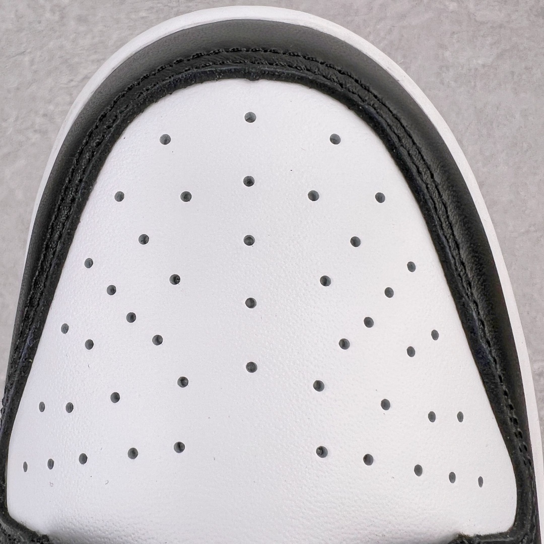 图片[12]-＃M纯原 NK Dunk Low 黑白熊猫 DD1391-100/DD1503-101 圈内最强 零售首选 独家原厂航空铝磨具打磨大底 鞋头坡度极致还原 原盒原配 圈内天花板工艺 原厂冲刀 超高清洁度 全鞋零毛边皮料切割 全套原楦原模倾力打造完美版型 采用原厂百宏鞋带以及原厂百宏织唛舌标 内标可供原厂几率过验 原厂中底布黄色点胶 原厂中底布拉帮走线遵循公司‼️尺码：36 36.5 37.5 38 38.5 39 40 40.5 41 42 42.5 43 44 44.5 45 46 47.5-选品中心