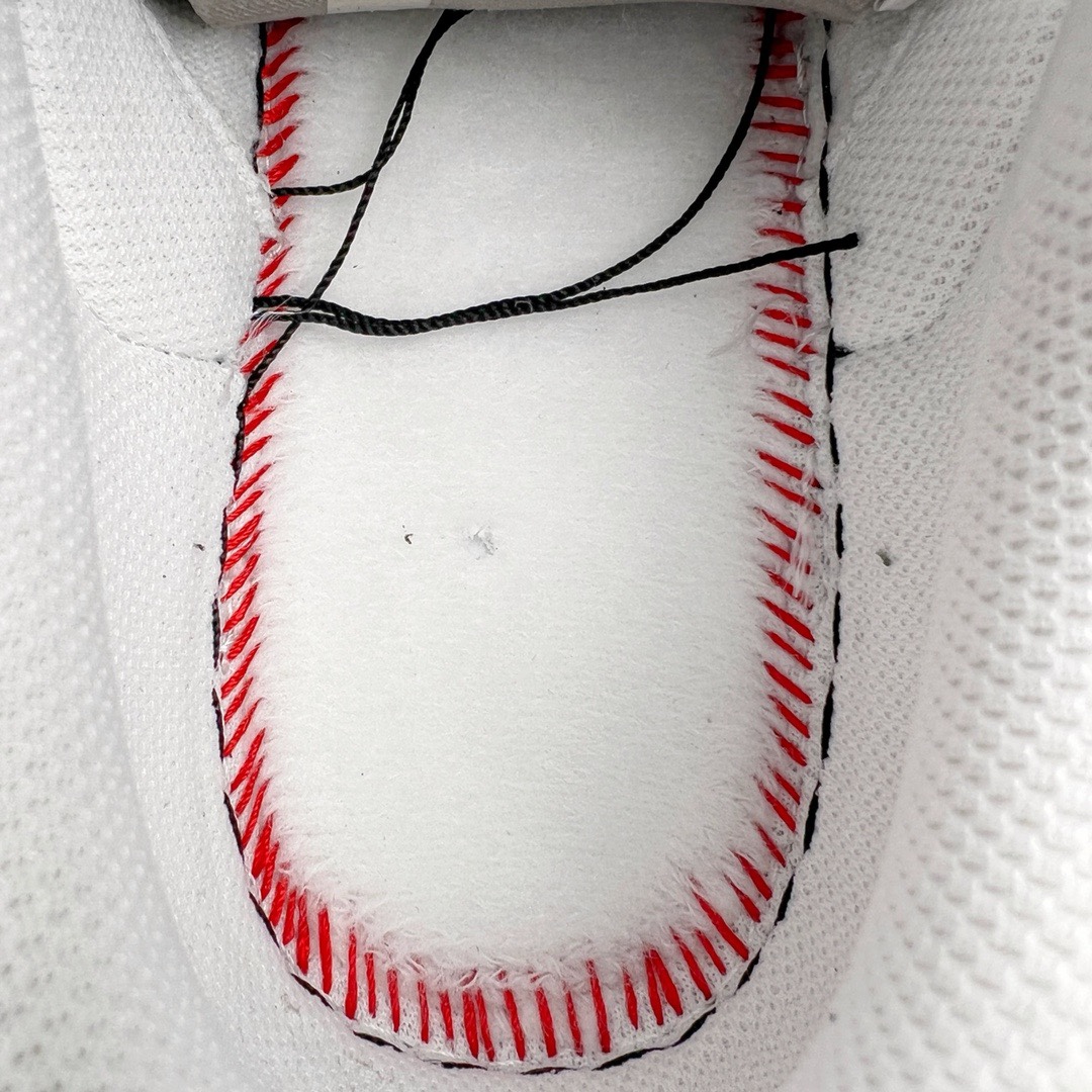 图片[16]-＃M纯原福利 NK Dunk Low 白黑反转熊猫 FD9064-011 圈内最强 零售首选 独家原厂航空铝磨具打磨大底 鞋头坡度极致还原 原盒原配 圈内天花板工艺 原厂冲刀 超高清洁度 全鞋零毛边皮料切割 全套原楦原模倾力打造完美版型 采用原厂百宏鞋带以及原厂百宏织唛舌标 内标可供原厂几率过验 原厂中底布黄色点胶 原厂中底布拉帮走线遵循公司‼️ 尺码：36 36.5 37.5 38 38.5 39 40 40.5 41 42 42.5 43 44 44.5 45 46 47.5-选品中心