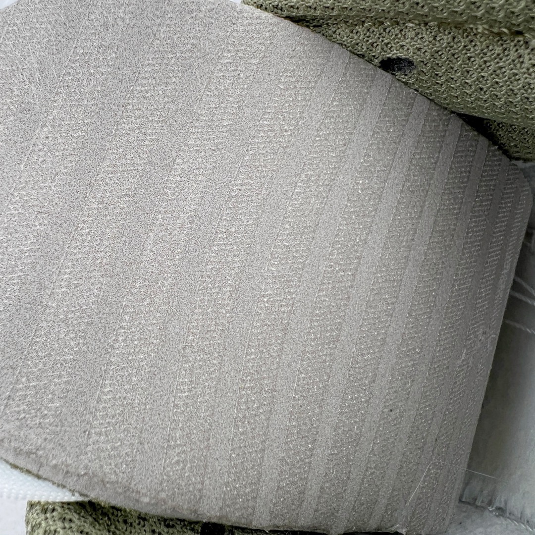 图片[17]-＃M纯原福利 NK DUNK Low 橄榄绿 DD1503-120 圈内最强 零售首选 独家原厂航空铝磨具打磨大底 鞋头坡度极致还原 原盒原配 圈内天花板工艺 原厂冲刀 超高清洁度 全鞋零毛边皮料切割 全套原楦原模倾力打造完美版型 采用原厂百宏鞋带以及原厂百宏织唛舌标 内标可供原厂几率过验 原厂中底布黄色点胶 原厂中底布拉帮走线遵循公司‼️尺码：36 36.5 37.5 38 38.5 39 40 40.5 41 42 42.5 43 44 44.5 45 46 47.5-选品中心