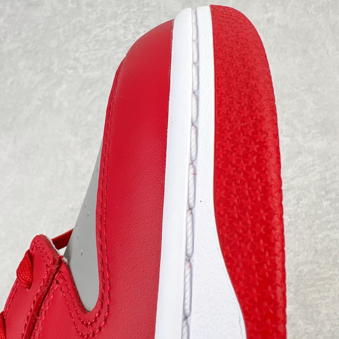 图片[14]-＃M纯原 NK Dunk Low 灰红 DD1391-002 圈内最强 零售首选 独家原厂航空铝磨具打磨大底 鞋头坡度极致还原 原盒原配 圈内天花板工艺 原厂冲刀 超高清洁度 全鞋零毛边皮料切割 全套原楦原模倾力打造完美版型 采用原厂百宏鞋带以及原厂百宏织唛舌标 内标可供原厂几率过验 原厂中底布黄色点胶 原厂中底布拉帮走线遵循公司‼️尺码：36 36.5 37.5 38 38.5 39 40 40.5 41 42 42.5 43 44 44.5 45 46 47.5-选品中心