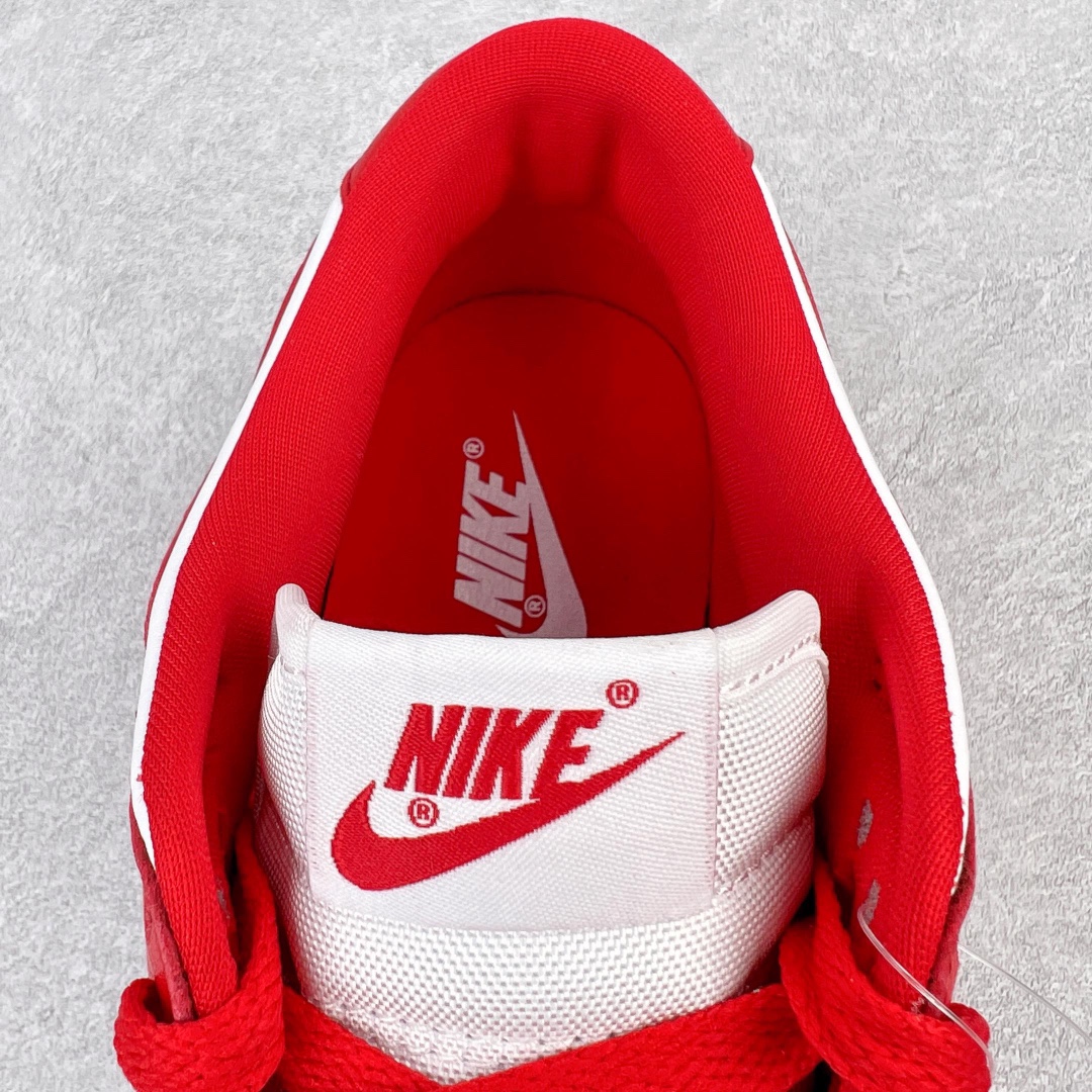 图片[15]-＃M纯原福利 NK Dunk Low SP 白红 CU1727-100 圈内最强 零售首选 独家原厂航空铝磨具打磨大底 鞋头坡度极致还原 原盒原配 圈内天花板工艺 原厂冲刀 超高清洁度 全鞋零毛边皮料切割 全套原楦原模倾力打造完美版型 采用原厂百宏鞋带以及原厂百宏织唛舌标 内标可供原厂几率过验 原厂中底布黄色点胶 原厂中底布拉帮走线遵循公司‼️尺码：36 36.5 37.5 38 38.5 39 40 40.5 41 42 42.5 43 44 44.5 45 46 47.5-选品中心