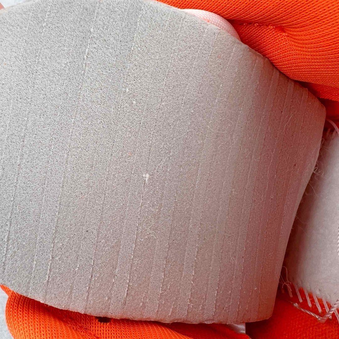 图片[18]-＃M纯原福利 NK Dunk Low SP 雪城白橙 CU1727-101 圈内最强 零售首选 独家原厂航空铝磨具打磨大底 鞋头坡度极致还原 原盒原配 圈内天花板工艺 原厂冲刀 超高清洁度 全鞋零毛边皮料切割 全套原楦原模倾力打造完美版型 采用原厂百宏鞋带以及原厂百宏织唛舌标 内标可供原厂几率过验 原厂中底布黄色点胶 原厂中底布拉帮走线遵循公司‼️尺码：36 36.5 37.5 38 38.5 39 40 40.5 41 42 42.5 43 44 44.5 45 46 47.5-选品中心