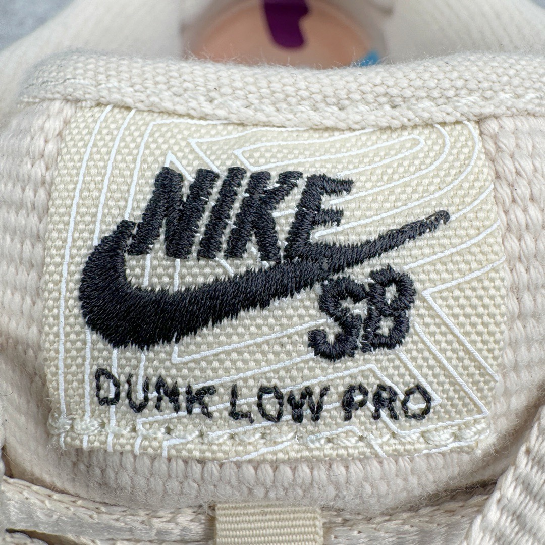 图片[16]-＃M纯原 Albino & Preto × NK Dunk SB Low \\\”Pearl White\\\” AP联名 撕撕乐 米黑白 FD2627-200 独家原厂航空铝磨具打磨大底 鞋头坡度极致还原 原盒原配 圈内天花板工艺 原厂冲刀 超高清洁度 全鞋零毛边皮料切割 全套原楦原模倾力打造完美版型 采用原厂百宏鞋带以及原厂百宏织唛舌标 内标可供原厂几率过验 原厂中底布点胶 原厂中底布拉帮走线遵循公司 尺码：36 36.5 37.5 38 38.5 39 40 40.5 41 42 42.5 43 44 44.5 45 46 47.5-选品中心