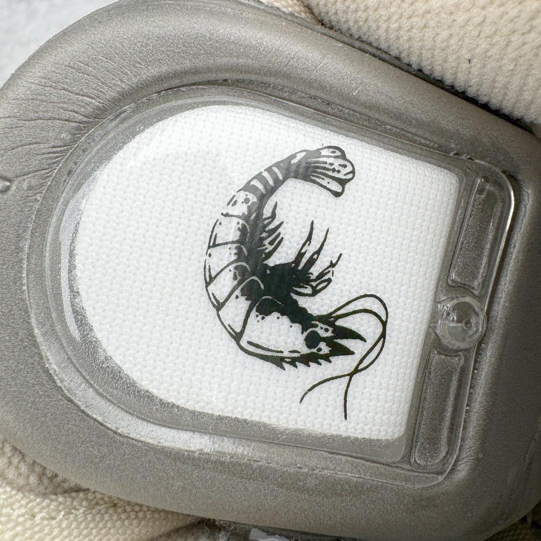 图片[15]-＃M纯原 Albino & Preto × NK Dunk SB Low \\\”Pearl White\\\” AP联名 撕撕乐 米黑白 FD2627-200 独家原厂航空铝磨具打磨大底 鞋头坡度极致还原 原盒原配 圈内天花板工艺 原厂冲刀 超高清洁度 全鞋零毛边皮料切割 全套原楦原模倾力打造完美版型 采用原厂百宏鞋带以及原厂百宏织唛舌标 内标可供原厂几率过验 原厂中底布点胶 原厂中底布拉帮走线遵循公司 尺码：36 36.5 37.5 38 38.5 39 40 40.5 41 42 42.5 43 44 44.5 45 46 47.5-选品中心