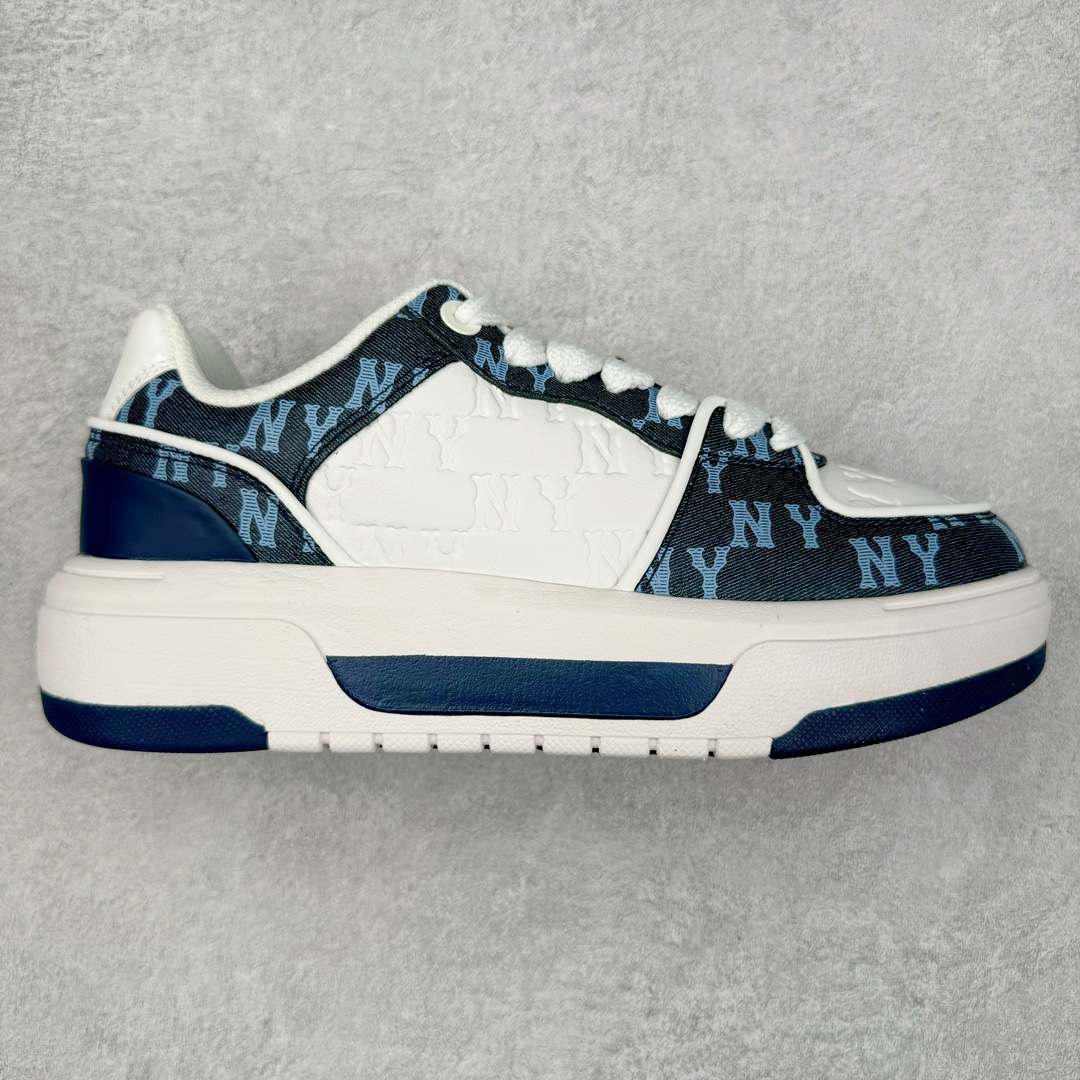＃DT纯原 MLB Big Ball Chunky 复古印花老爹鞋系列低帮轻量增高厚底百搭休闲运动慢跑鞋 Korea韩国联名NY美国榄球纽约洋基队限定 目前可过轻松秒过各类鉴定 能操作的私聊 韩国代购专供 左脚内置NFC感应 区别市面贴纸假芯片 MLB专用菱形双针中底布 重点细节中底布带注胶孔 原厂NFC感应吊牌 支持鉴定 一个两位数 原盒原标 全套原楦原纸板原厂数据开发 中韩文保养标贴 绿色防霉片 平台代购专供 独家一比一RB+MD组合大底 高频后跟小人Logo精准对位立体饱满 正确网布加超迁鞋面 转印中底走线紧密 转印Logo工艺表层防刮不掉色 尺码：35 36 36.5 37.5 38 38.5 39 40 40.5 41 42 42.5 43 44 44.5 45-选品中心