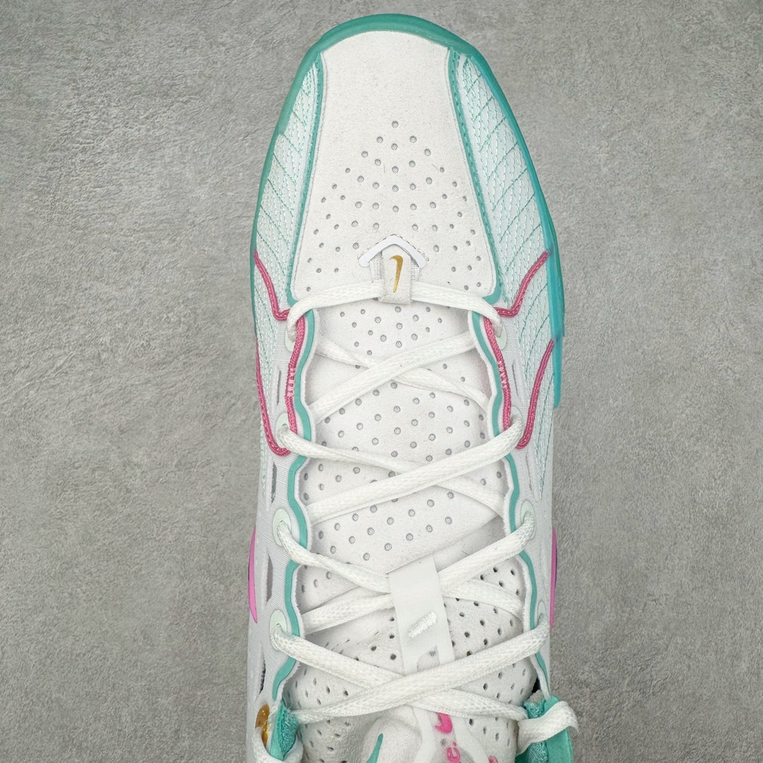 图片[4]-＃灭世/Max NK Air Zoom G.T.Cut 3 EP 实战系列篮球鞋 HM3699-161 全新GT Cut 3.0 全掌搭载了 ZoomX 泡棉 使得整双鞋在缓震表现上可谓相当优秀 拥有着顶级科技配置的同时 颜值设计也非常可观 整体鞋型仍然保留了前低后高的设计 G.T. Cut 传统的突进极速突破的感觉 鞋头麂皮材质和 NK Flywire 飞线工艺 相对来说包裹感更好了 必备的TPU 支撑片 两侧 Swoosh 的透气孔设计 起到散热透气的作用 鞋舌采用类似跑鞋的半开叉式设计 搭配鞋带既可以提升包裹感 又降低了运动中鞋舌乱跑的可能性 鞋子内里填充相当厚实 避免掉跟 尺码：39 40 40.5 41 42 42.5 43 44 44.5 45 46-选品中心