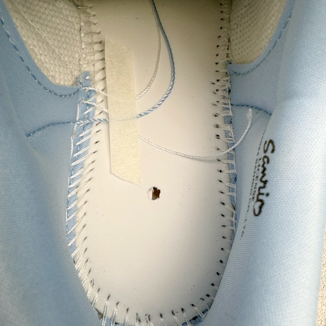 图片[11]-＃M纯原 AD Originals Superstar 经典贝壳头休闲板鞋 IF7021 头层抗裂牛皮加持 2024全新细节 注意区分旧版 随意对比市面 知名大厂出品 正常个位数利润的单价 百分百全新货品 零氧化发霉 给足利润空间操作 独家控货 平台正单 全套原纸板楦头开发 每道工序同步公司流程 确保原汁原味 完美呈现原鞋版型 原厂高频磨具加持 精准内部资源对接 Logo字体百分百还原 全鞋电脑针车 Logo针车间距针数原版一致 皮料切割冲裁零瑕疵 原鞋一致含胶量超耐磨大底 大几率过验 不对比市面只对比原鞋 只服务最高端市场 诞生于1969年 是第一双将全皮面鞋 身与橡胶鞋头结合在一起的低帮篮球鞋 Superstar最开始 是作为高帮篮球鞋Pro Model的低帮版本而出现的 但因为其独特和醒目的橡胶鞋头造型而让大家熟知 被大家形象地称为\\\”shelltoe\\\”贝壳头 在70年代的美国职业篮球场上 接近3/4的NBA球员都将这双Superstar作为场上用鞋 80年代之后 经过不断的改良和发展 Superstar逐渐成为横跨时装、音乐、街头文化、休闲和运动等各大领域的时尚潮鞋 尺码：36 36.5 37 38 38.5 39 40 40.5 41 42 42.5 43 44 44.5 45 46-选品中心