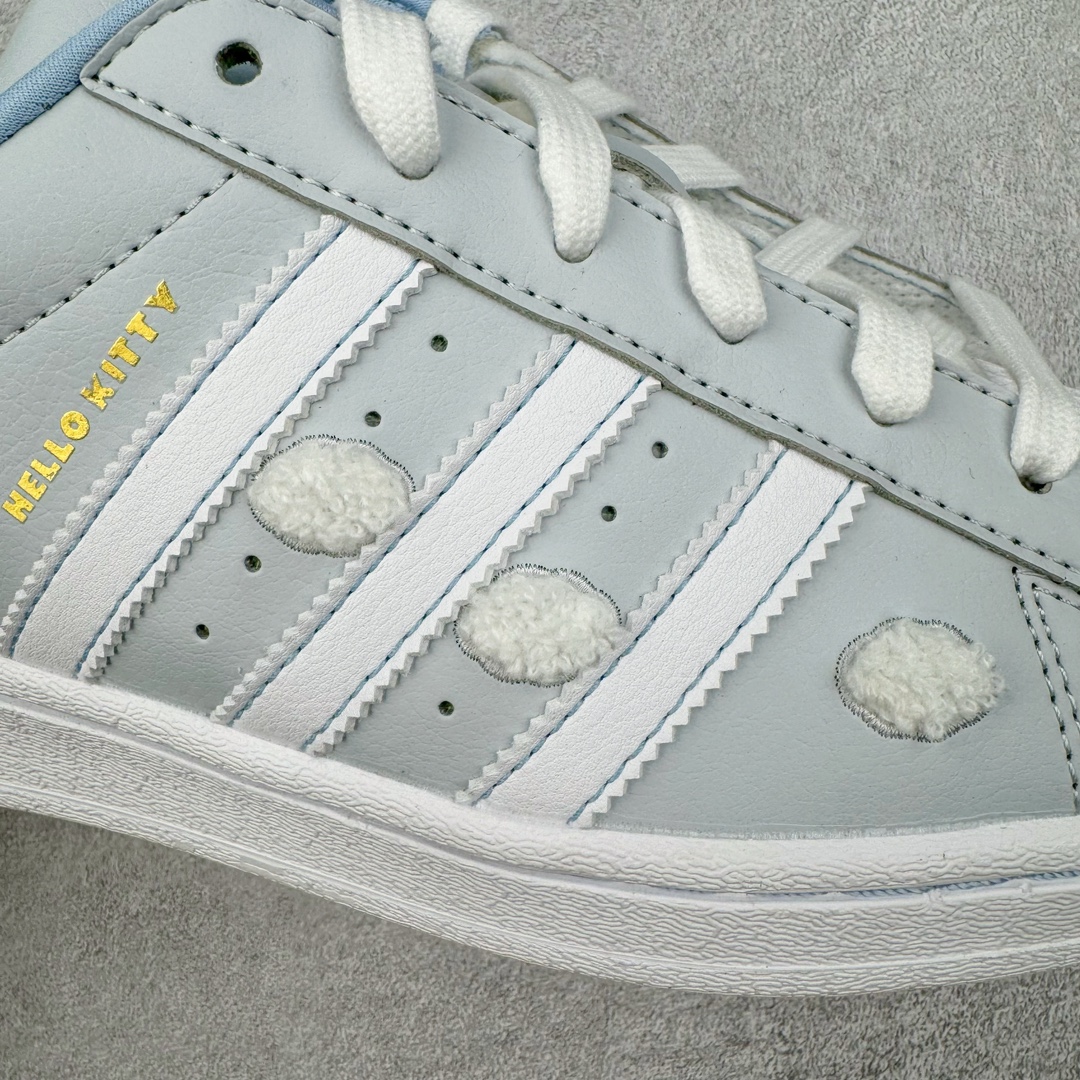 图片[19]-＃M纯原 AD Originals Superstar 经典贝壳头休闲板鞋 IF7021 头层抗裂牛皮加持 2024全新细节 注意区分旧版 随意对比市面 知名大厂出品 正常个位数利润的单价 百分百全新货品 零氧化发霉 给足利润空间操作 独家控货 平台正单 全套原纸板楦头开发 每道工序同步公司流程 确保原汁原味 完美呈现原鞋版型 原厂高频磨具加持 精准内部资源对接 Logo字体百分百还原 全鞋电脑针车 Logo针车间距针数原版一致 皮料切割冲裁零瑕疵 原鞋一致含胶量超耐磨大底 大几率过验 不对比市面只对比原鞋 只服务最高端市场 诞生于1969年 是第一双将全皮面鞋 身与橡胶鞋头结合在一起的低帮篮球鞋 Superstar最开始 是作为高帮篮球鞋Pro Model的低帮版本而出现的 但因为其独特和醒目的橡胶鞋头造型而让大家熟知 被大家形象地称为\\\”shelltoe\\\”贝壳头 在70年代的美国职业篮球场上 接近3/4的NBA球员都将这双Superstar作为场上用鞋 80年代之后 经过不断的改良和发展 Superstar逐渐成为横跨时装、音乐、街头文化、休闲和运动等各大领域的时尚潮鞋 尺码：36 36.5 37 38 38.5 39 40 40.5 41 42 42.5 43 44 44.5 45 46-选品中心