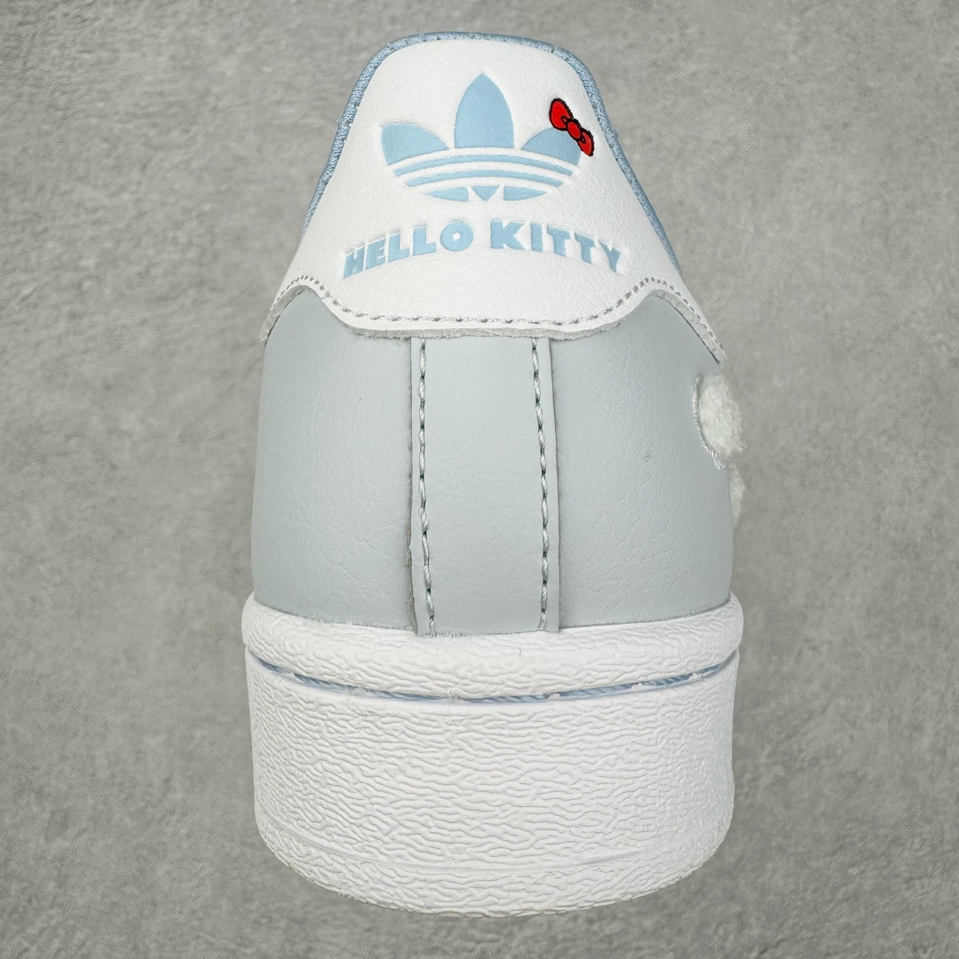 图片[8]-＃M纯原 AD Originals Superstar 经典贝壳头休闲板鞋 IF7021 头层抗裂牛皮加持 2024全新细节 注意区分旧版 随意对比市面 知名大厂出品 正常个位数利润的单价 百分百全新货品 零氧化发霉 给足利润空间操作 独家控货 平台正单 全套原纸板楦头开发 每道工序同步公司流程 确保原汁原味 完美呈现原鞋版型 原厂高频磨具加持 精准内部资源对接 Logo字体百分百还原 全鞋电脑针车 Logo针车间距针数原版一致 皮料切割冲裁零瑕疵 原鞋一致含胶量超耐磨大底 大几率过验 不对比市面只对比原鞋 只服务最高端市场 诞生于1969年 是第一双将全皮面鞋 身与橡胶鞋头结合在一起的低帮篮球鞋 Superstar最开始 是作为高帮篮球鞋Pro Model的低帮版本而出现的 但因为其独特和醒目的橡胶鞋头造型而让大家熟知 被大家形象地称为\\\”shelltoe\\\”贝壳头 在70年代的美国职业篮球场上 接近3/4的NBA球员都将这双Superstar作为场上用鞋 80年代之后 经过不断的改良和发展 Superstar逐渐成为横跨时装、音乐、街头文化、休闲和运动等各大领域的时尚潮鞋 尺码：36 36.5 37 38 38.5 39 40 40.5 41 42 42.5 43 44 44.5 45 46-选品中心